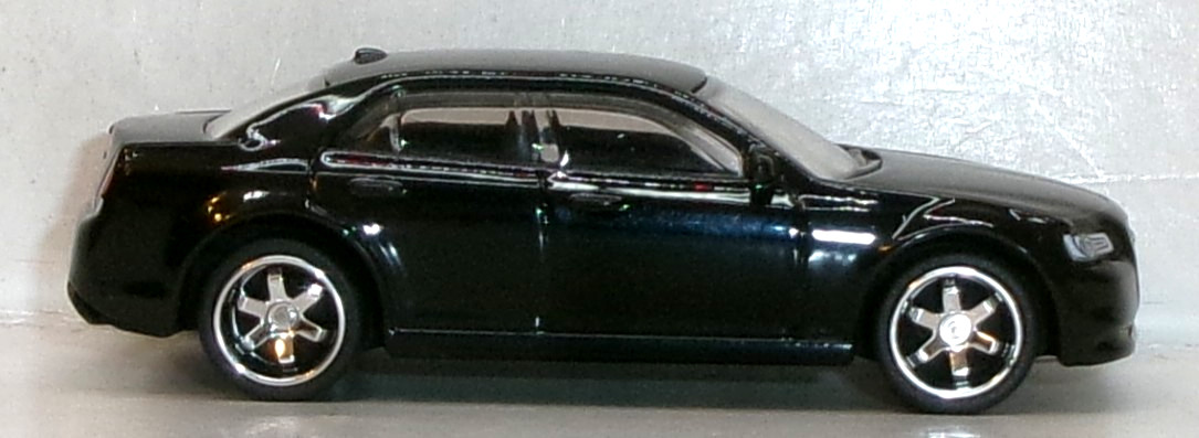 LOOSE 2021 MATCHBOX 1:64 BLACK 2015 CHRYSLER 300 WHEEL SWAP REAL RIDERS