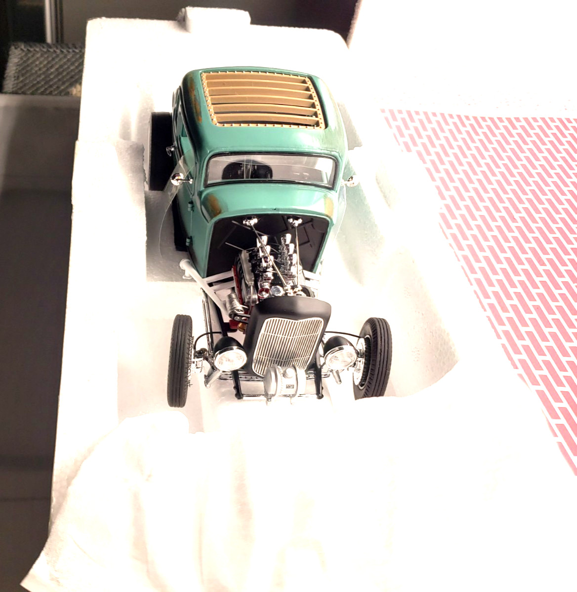 FORD 1932 SOUTHERN SPEED MARINE 5 WINDOW COUPE 1/18 ACME #A1805012 RARE HTF