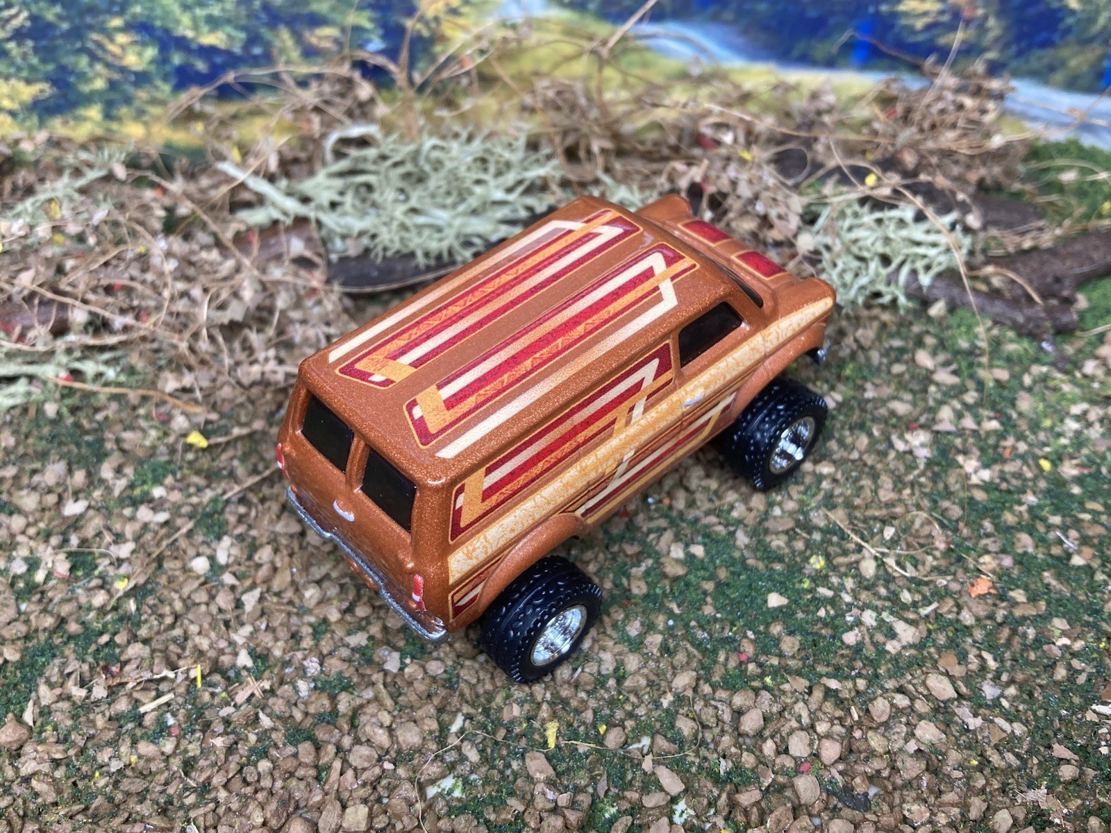 Ford Transit Supervan Lifted 4×4 Truck 1/64 Diecast Custom Hot Wheels Van