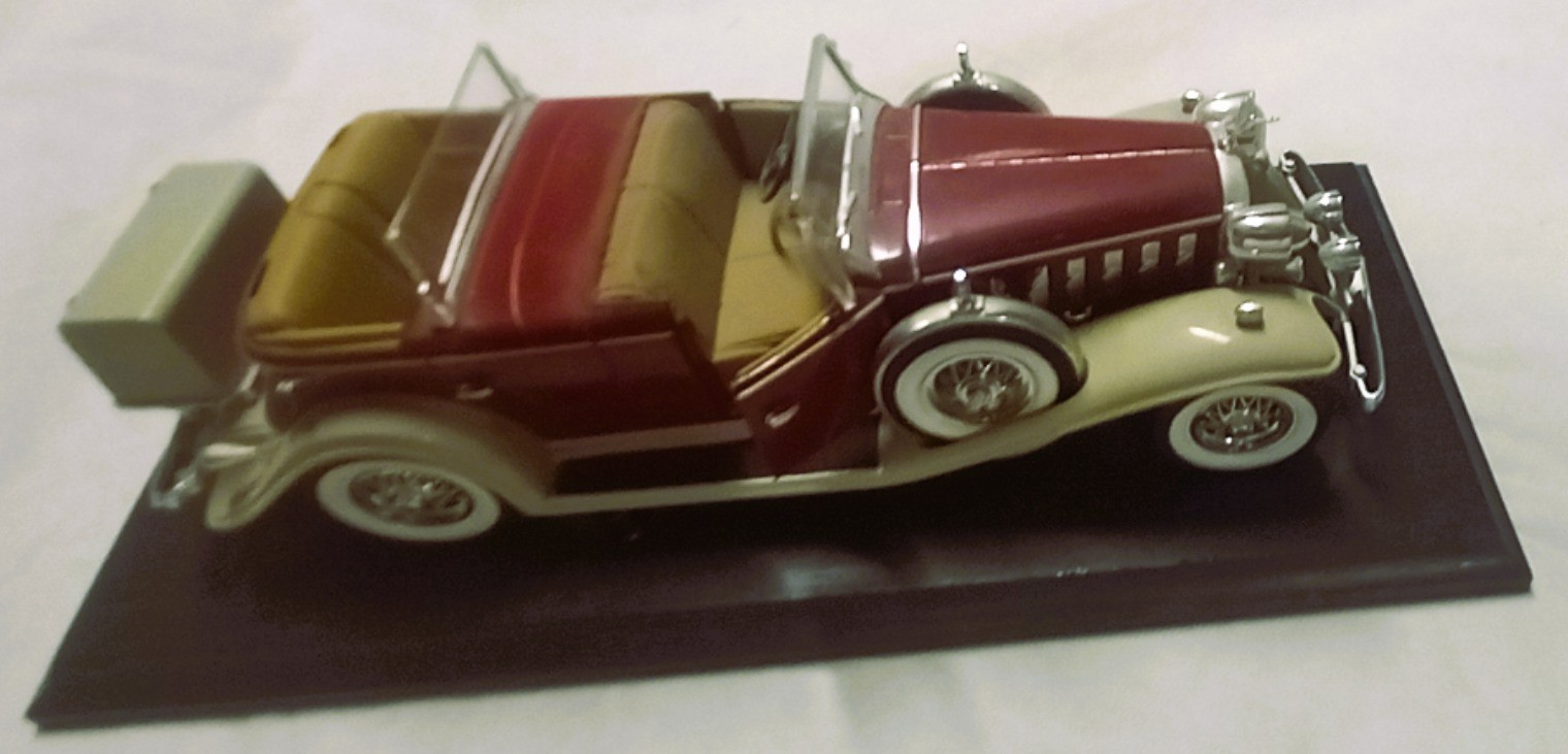 Anson Classic 20-1932 V16 Cadillac Sport Phaeton 1:18 Scale Removable Top NIB