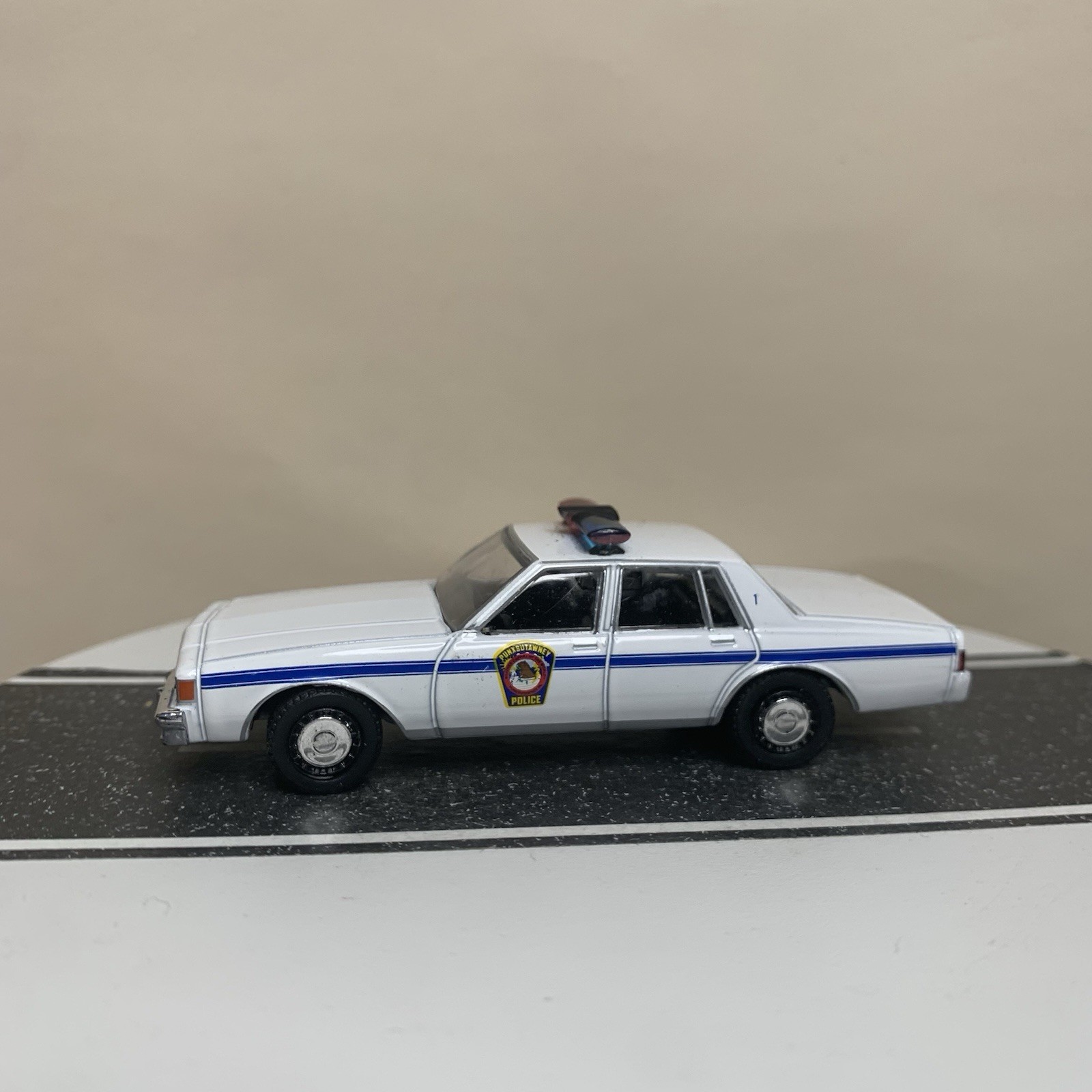 Greenlight Hollywood Groundhog Day 77-90 1980 Chevy Caprice Police Car B-Body