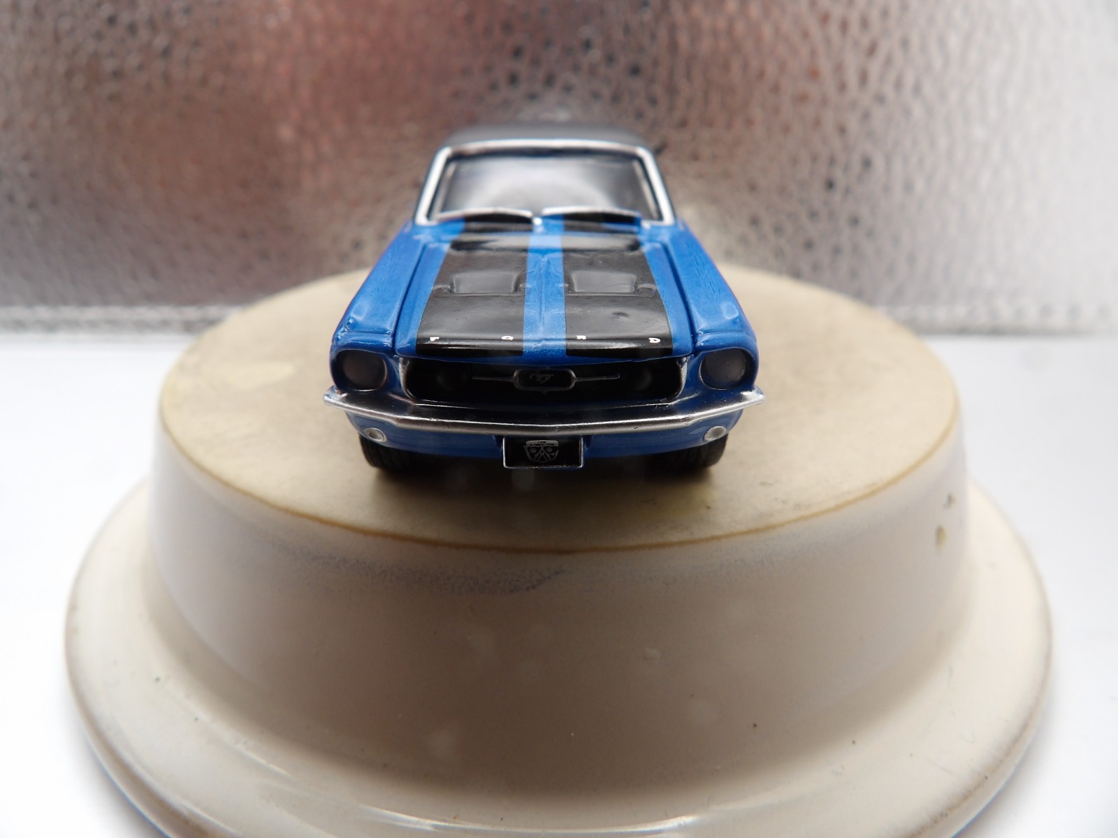 1967 FORD MUSTANG SKI COUNTRY SPECIAL 2020 GREENLIGHT HOLLYWOOD SERIES 1:64