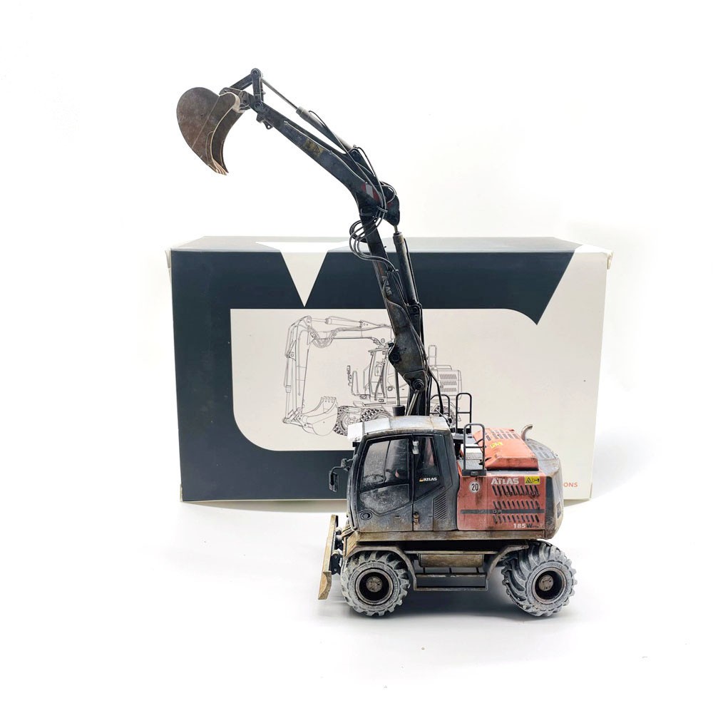 1/32 Scale At Collection Atlas 185W Wheeled Excavator Muddy Version Nokian Tyres