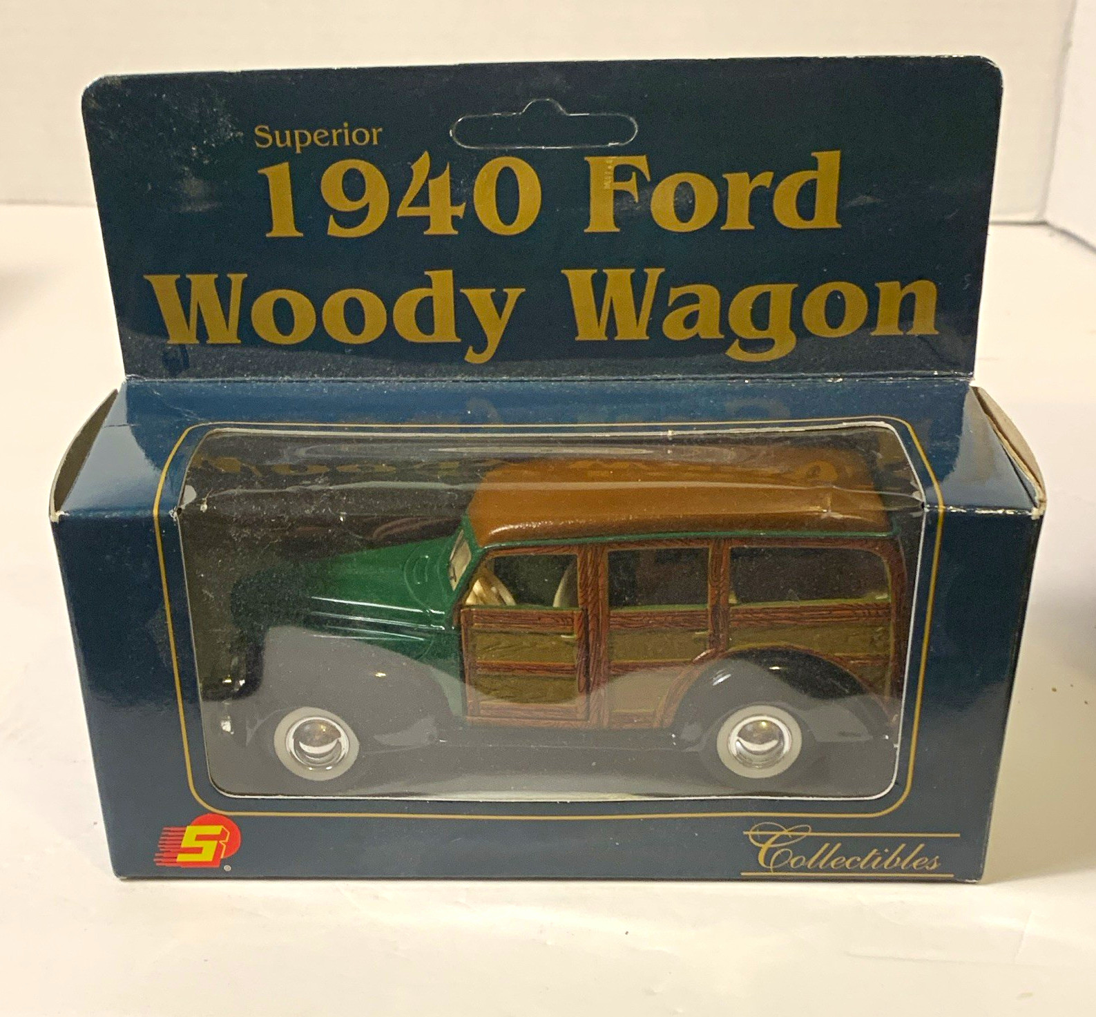 Superior 1940 Ford Woody Wagon Green/Brown Diecast Car w/ Opening Doors