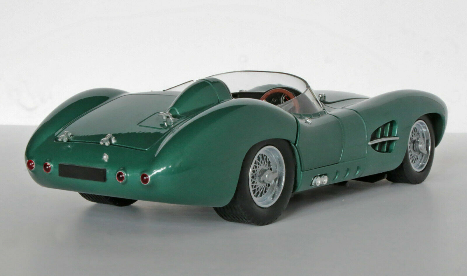 1:18 24 Le Mans Race Car 12 Racing Racer Carousel SLR Metal Diecast Model