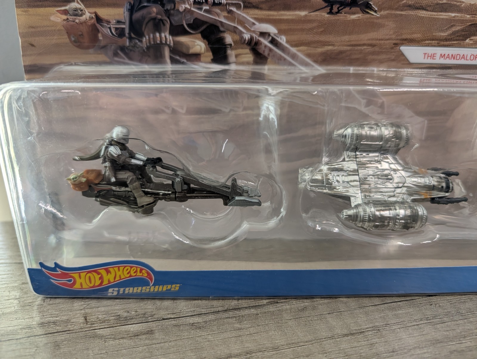 Hot Wheels Star Wars Starships 3-Pack Razor Crest Mandalorian Speeder Hover Pram