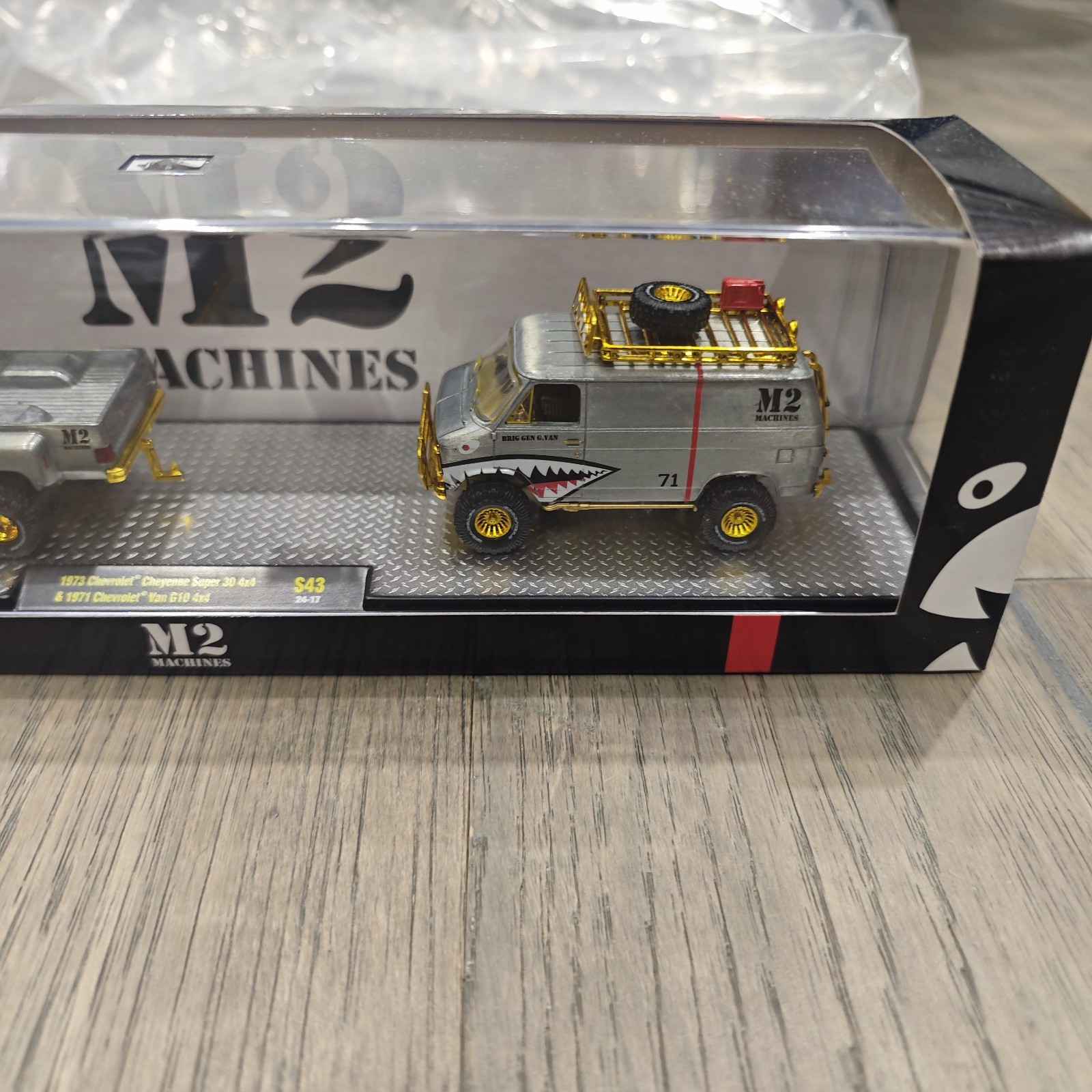 M2 Machines RAW Super Chase 1973 Chevy Cheyenne & 1971 Chevy Van 250pcs