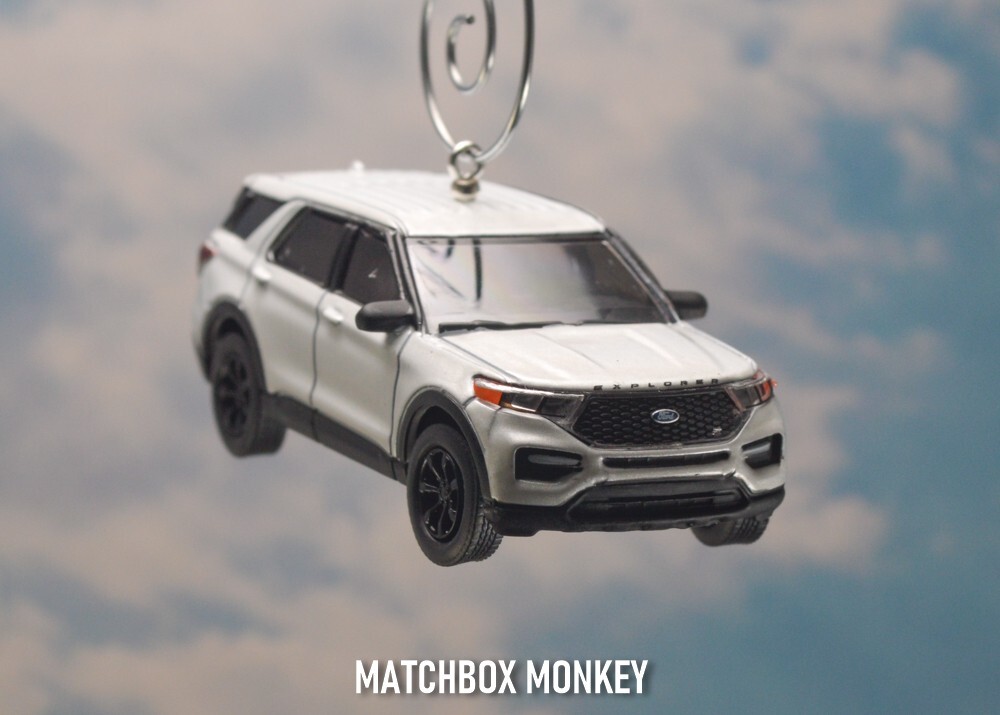 2022 Ford Explorer ST SUV Crossover Custom Christmas Ornament Adorno Badge 1/64