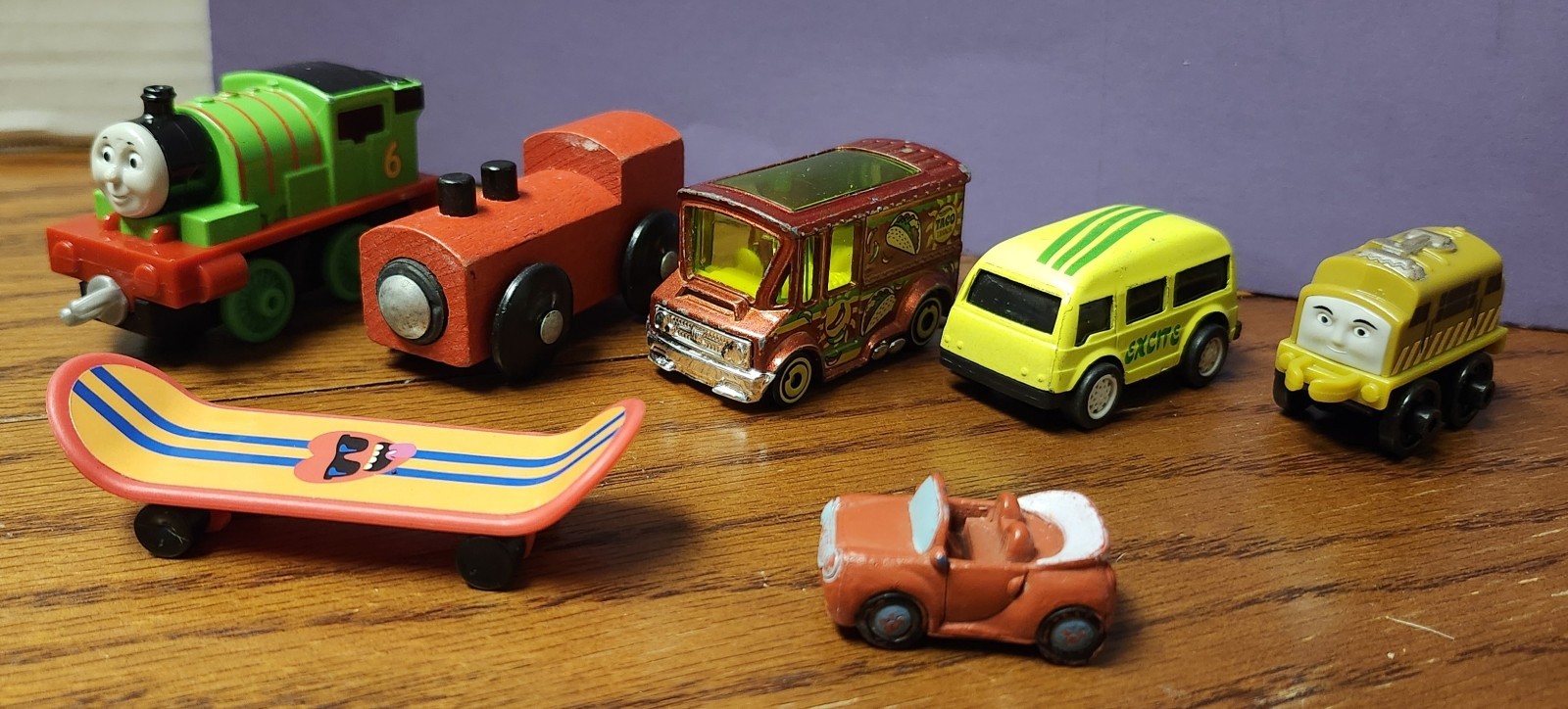 Huge Lot of 40+ Toy Cars Diecast Mixed Brands Hot Wheels Matchbox Kintoy Kinsmar
