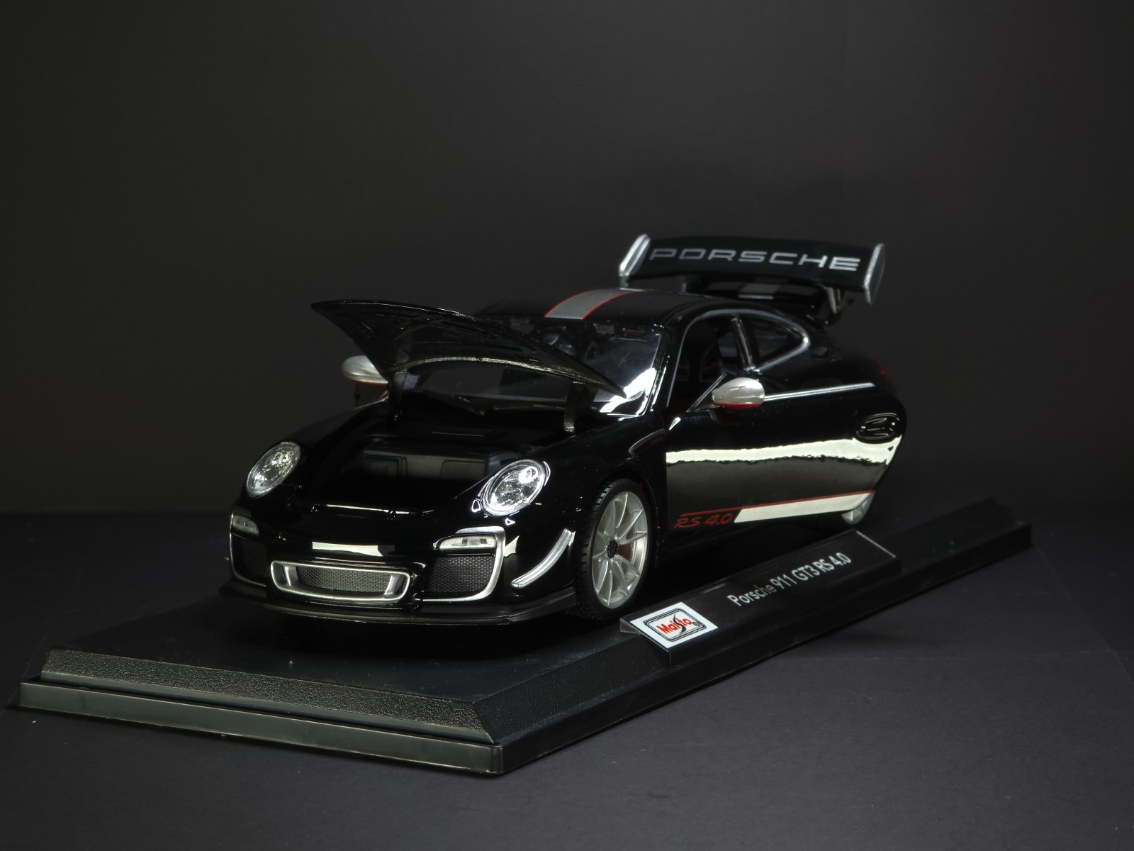 Porshe 911 GT3 RS 4.0 1:18 Maisto Exclusive Style Special Edition – Black