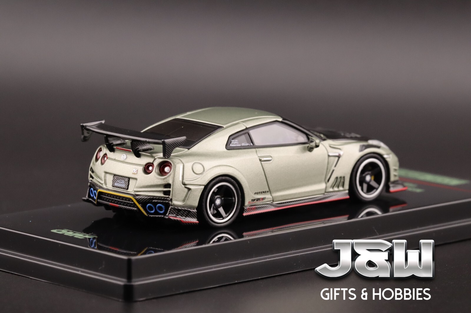 Inno64 Nissan GT-R R35 Top Secret MDX EXPO 2024 Tokyo Auto Salon 1/64
