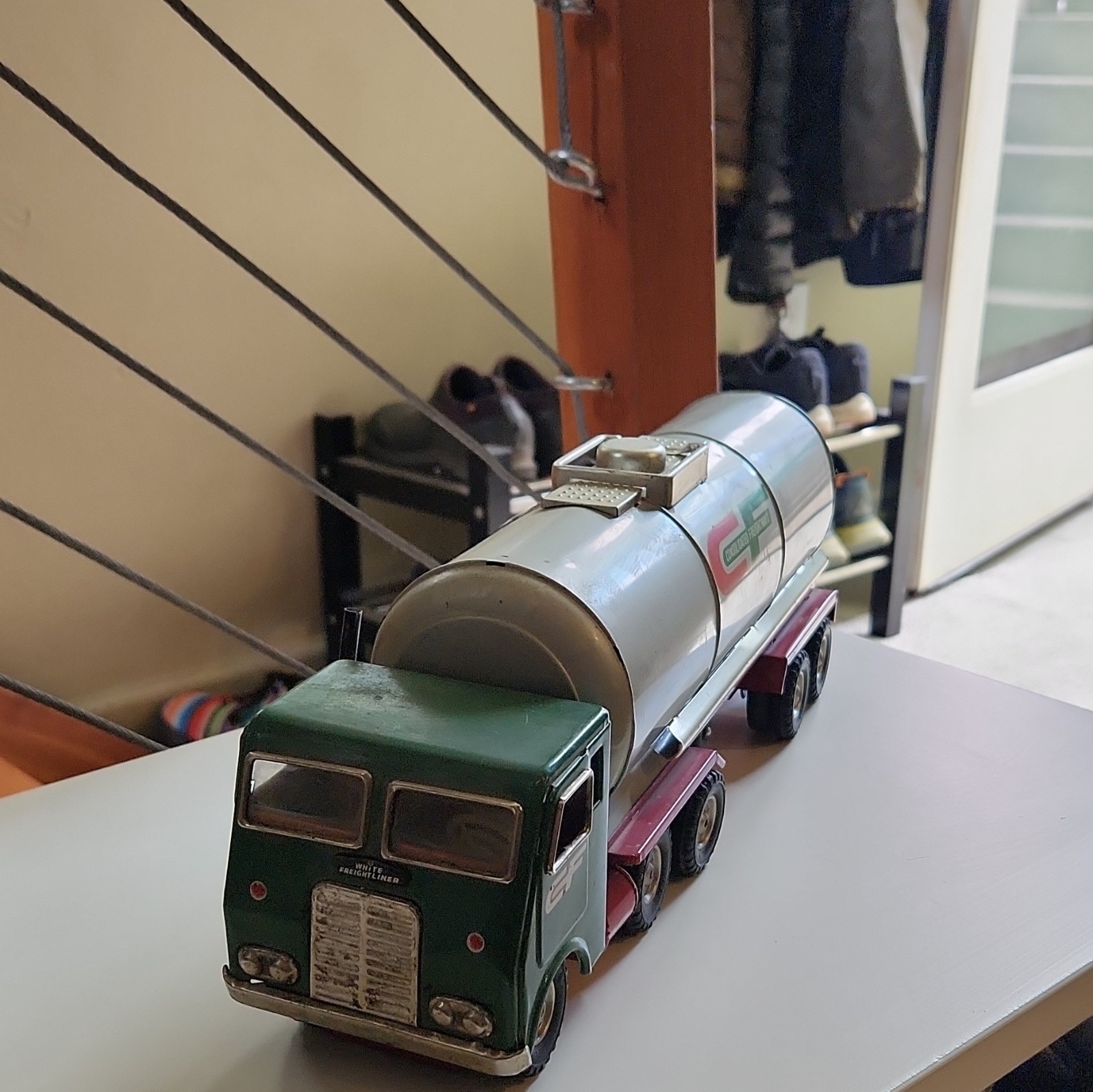 1970’s Diecast Tanker Truck Model Toy Vehicle Green Cab Silver Tank, 14″ Lx4″W