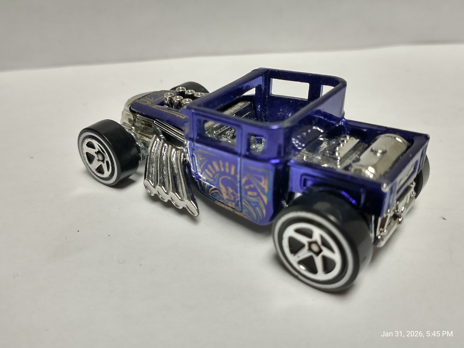 Nice Lot of 7 Older Hot Wheels 6 in Near to mint Condition Bone Shakers Lincoln