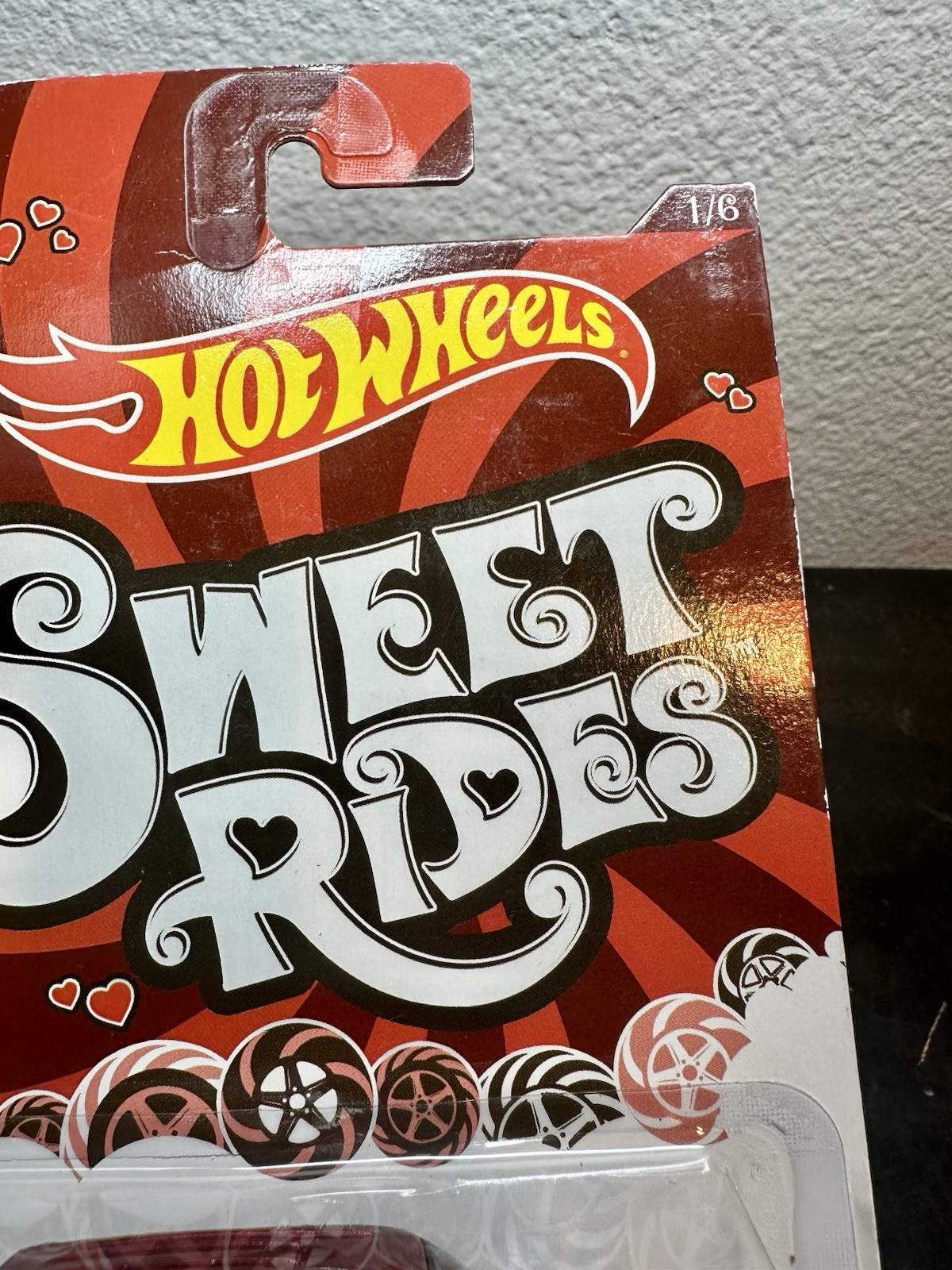 Hot Wheels Kroger Valentines Day Sweet Rides ’07 Chevy Tahoe Sour Cherry