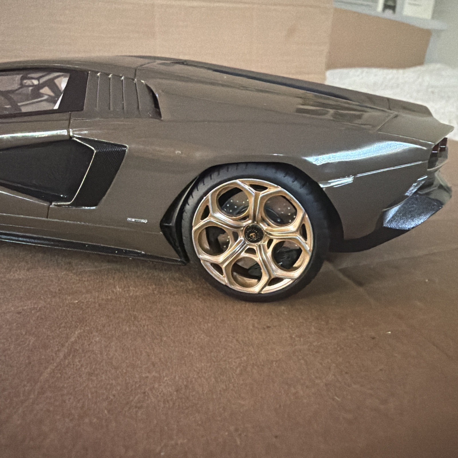 1:18 Lamborghini Countach LP800-4 Dark Bronze TopSpeed Resin Model Rare Read