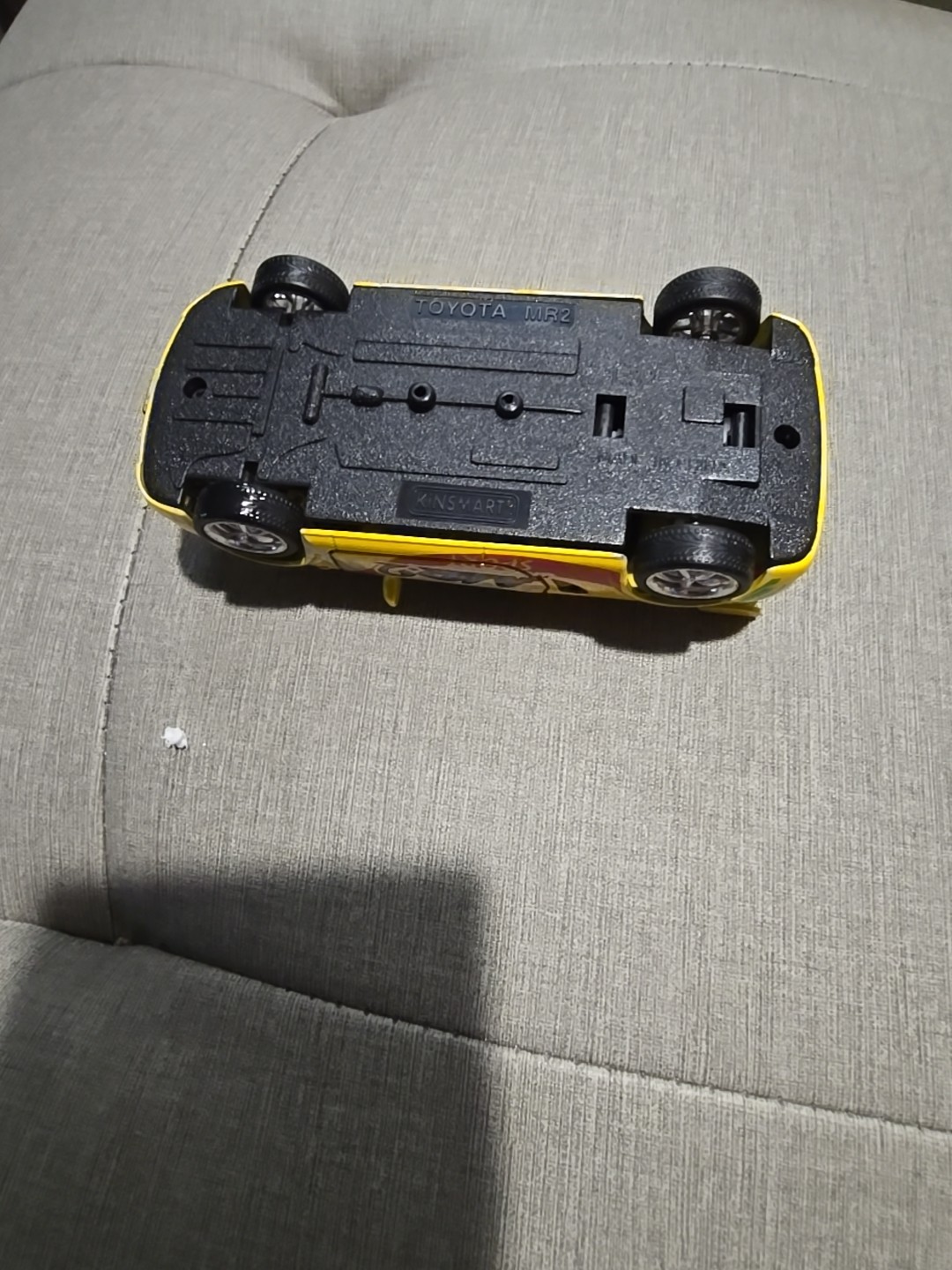 Kintoy Die Cast Toyota MR2 Sport Car 1:32 Scale