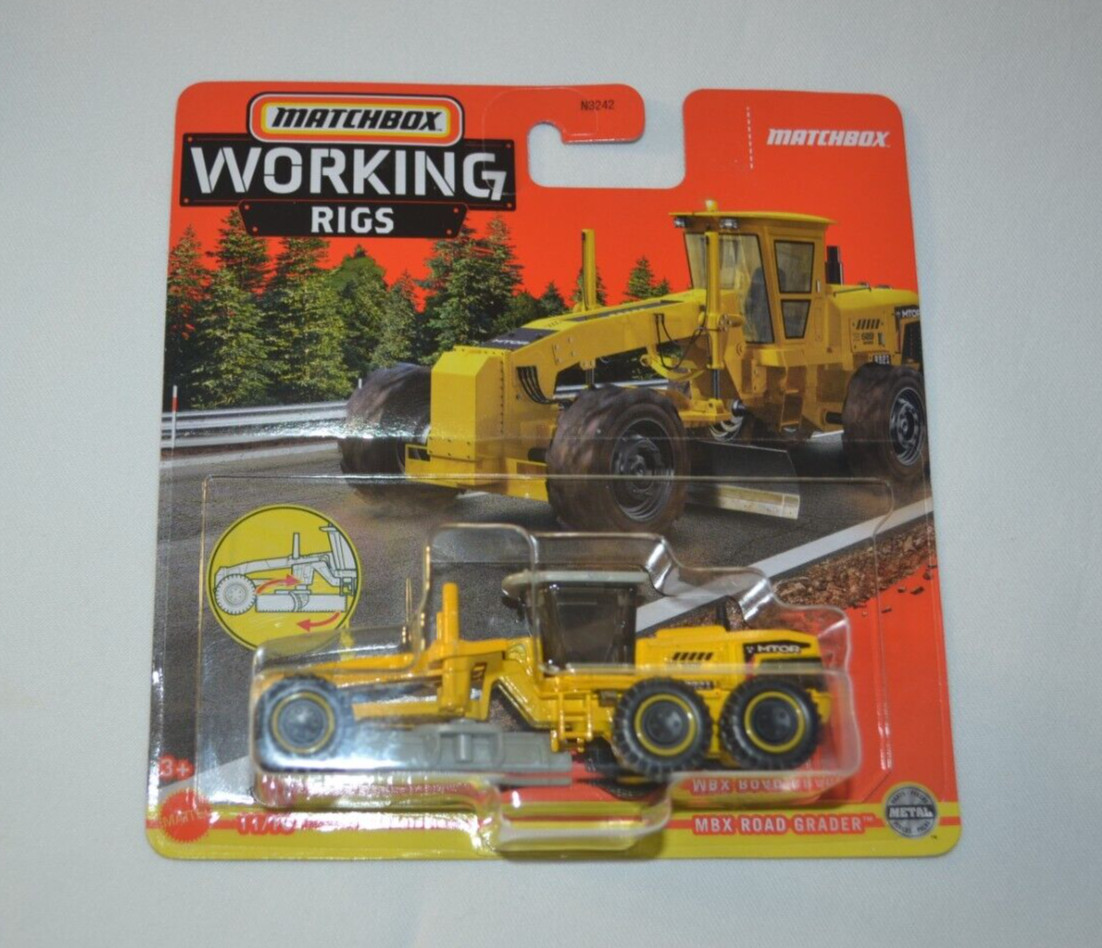 MATCHBOX 2023 WORKING RIGS 11/16 – MBX ROAD GRADER MTOR 689 YELLOW
