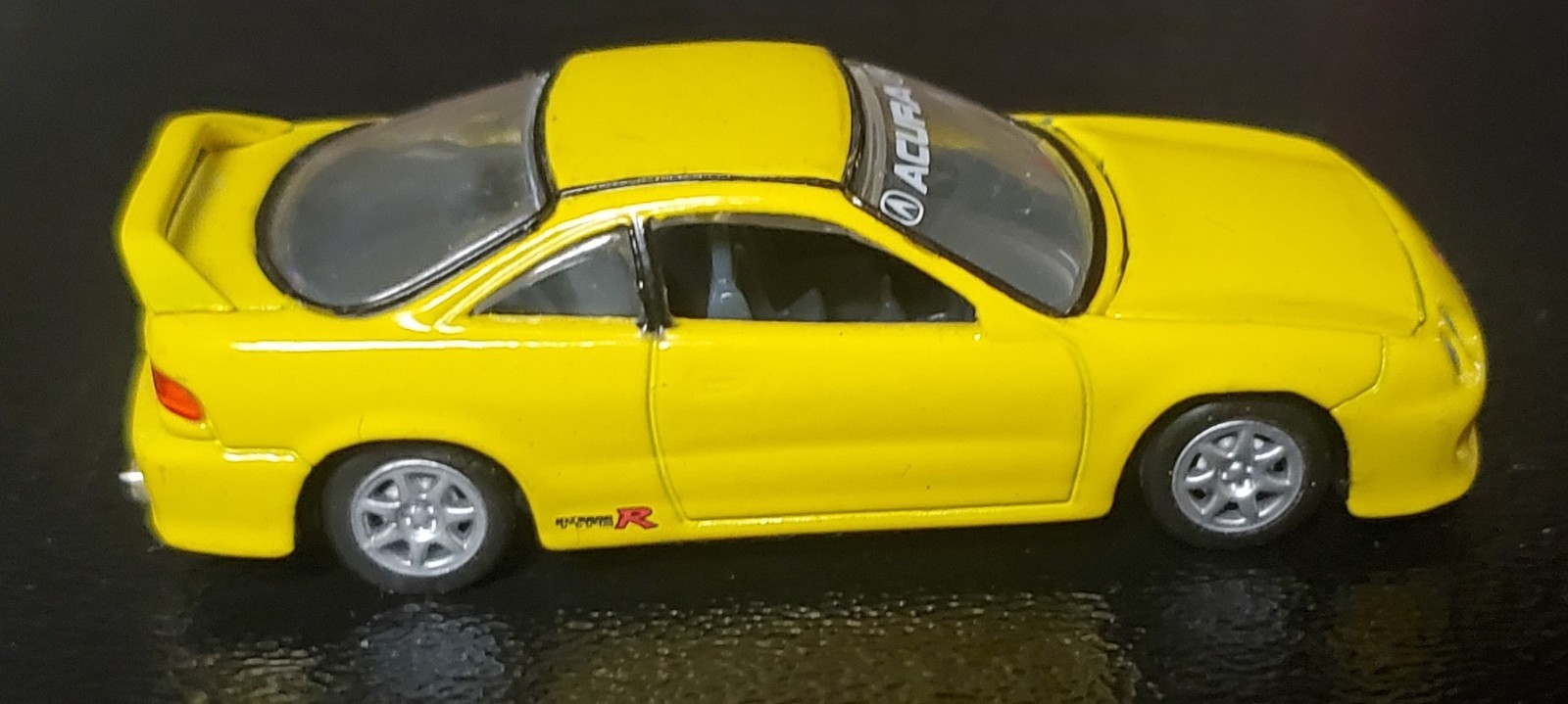 Revell 1:64 Acura Integra Type R, Yellow, Loose – No Package – Honda