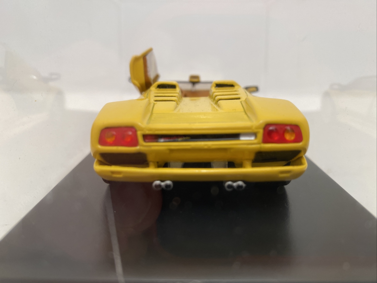 Detail Cars 1:43 Lamborghini Diablo Roadster Yellow Art 112 – H-T-F – UNOPENED!