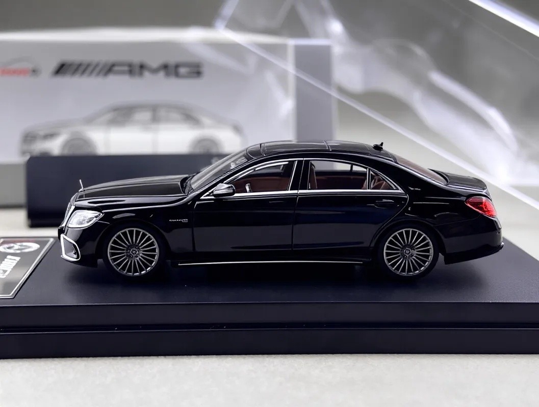 RM 1:64 Black S63 W222 Luxury Sedan Sports Model Diecast Metal Car