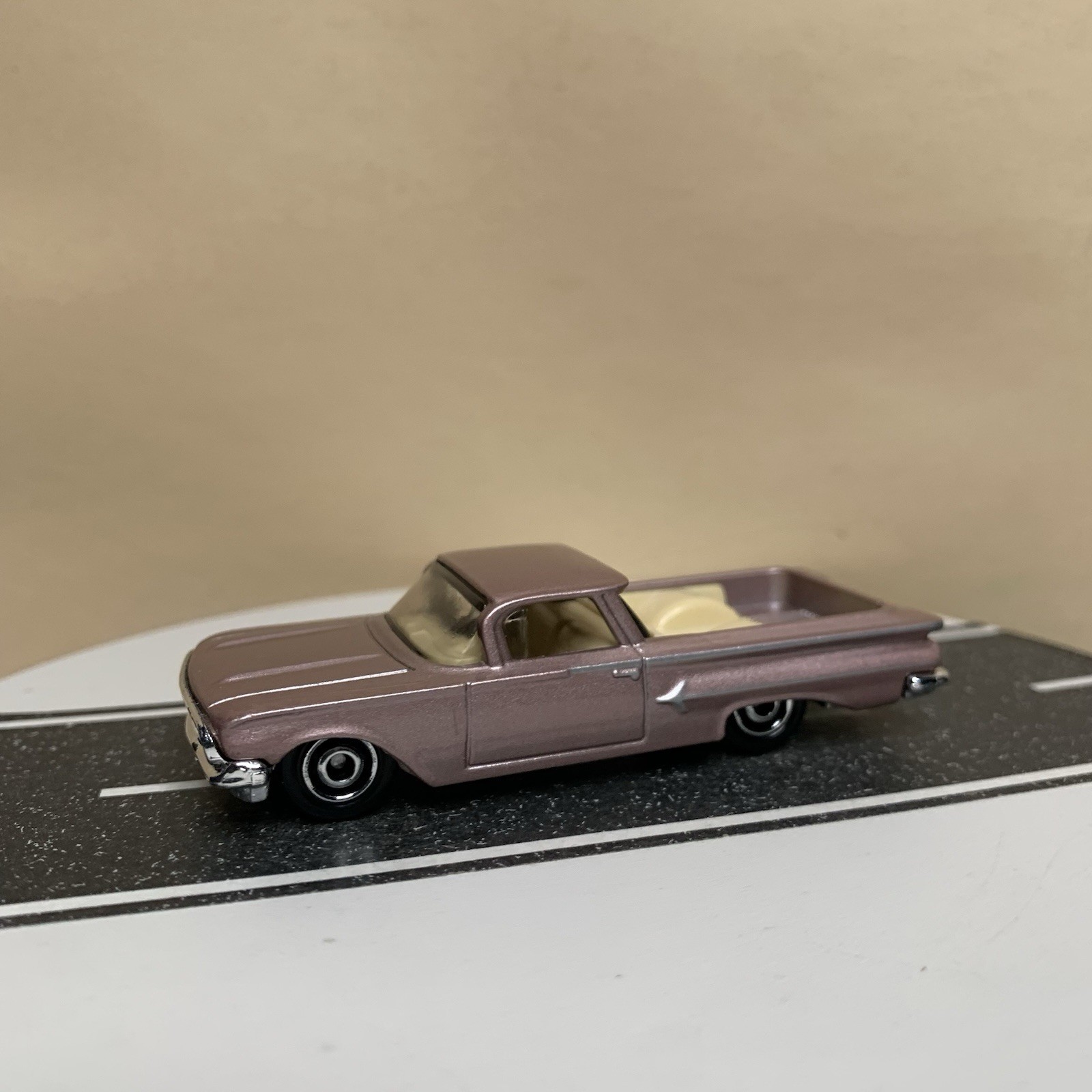 2022 Matchbox MBX Highway #33 1960 Chevy El Camino Pickup Truck Mauve Pink NM