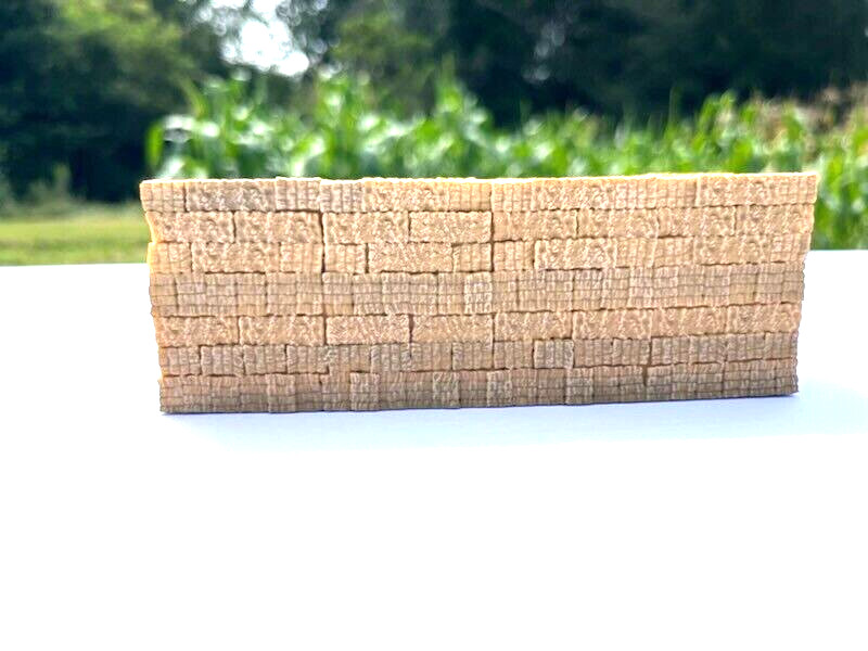 1 DCP / FIRST GEAR 1/64 SCALE RESIN HAY LOAD (HO train loads)