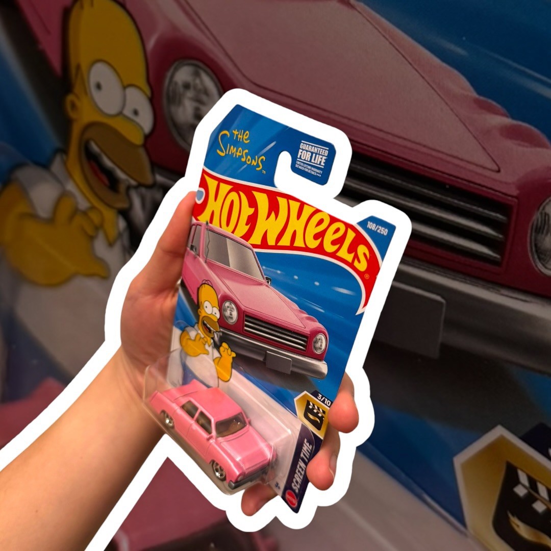 Hot Wheels Simpsons Family Car Pink 1:64 Screen Time Homer TV Series FREE CASE