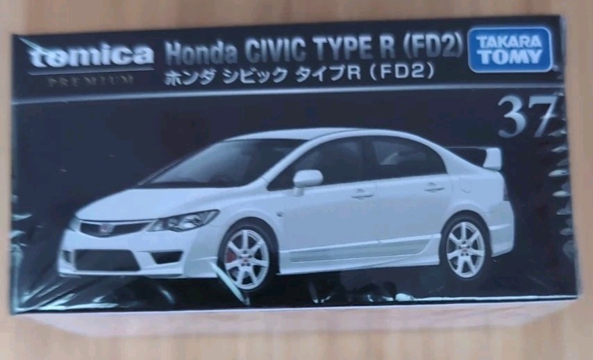 TAKARA TOMY TOMICA PREMIUM #37 HONDA CIVIC TYPE R (FD2) Diecast Model Car 1/64