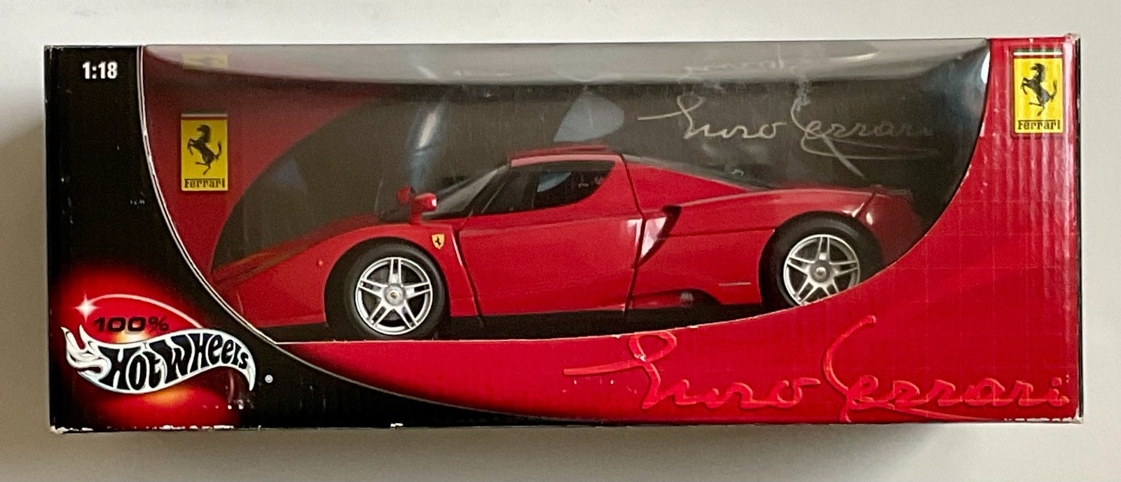 HOT WHEELS 1/18 ENZO FERRARI RED