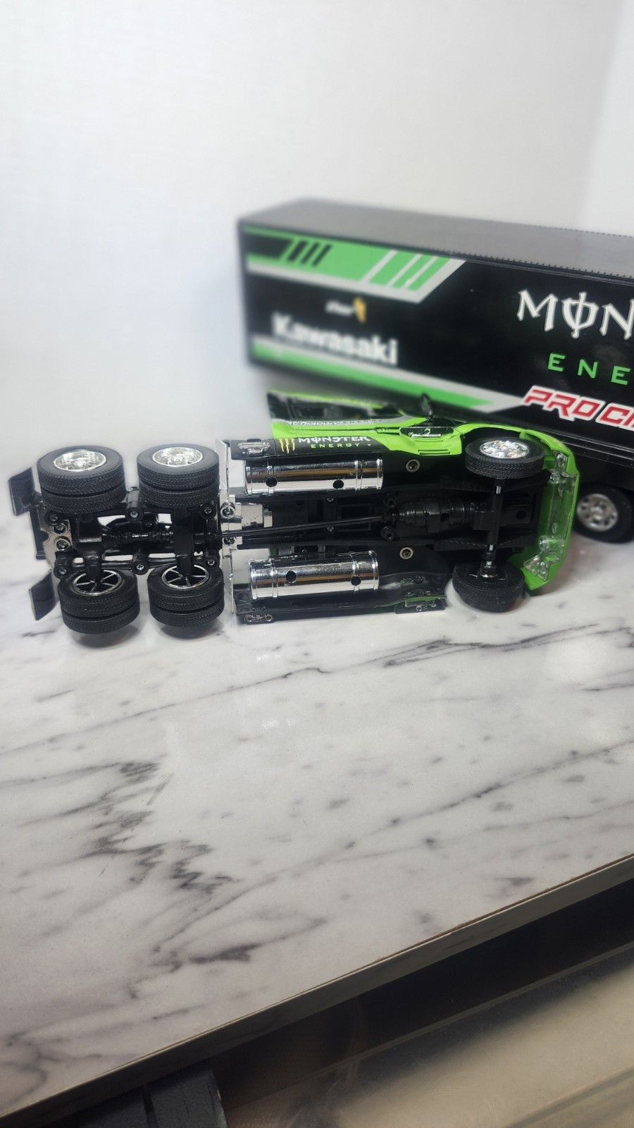Thor Kawasaki Monster Energy Diecast 1:32 Tractor Trailer