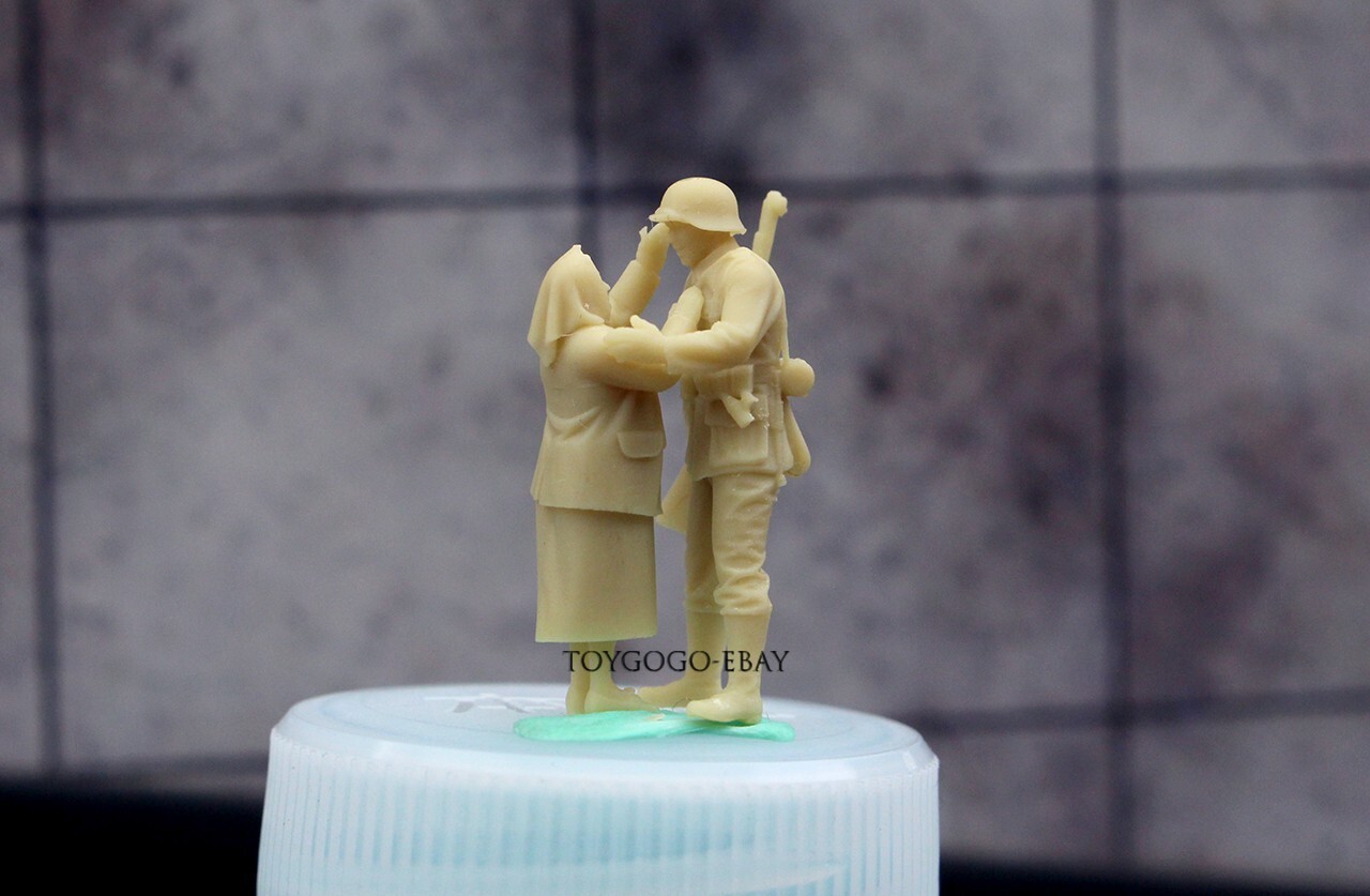 1/72 TANK 1:72 WW2 Mother say bye son battlefield toy TotalWar diorama in stock