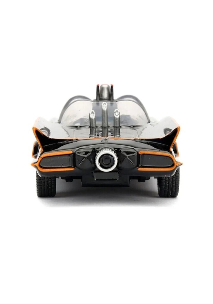 35758DPA1) BY Jada CLASSIC 1966 Batmobile black Color 1:32 SCALE