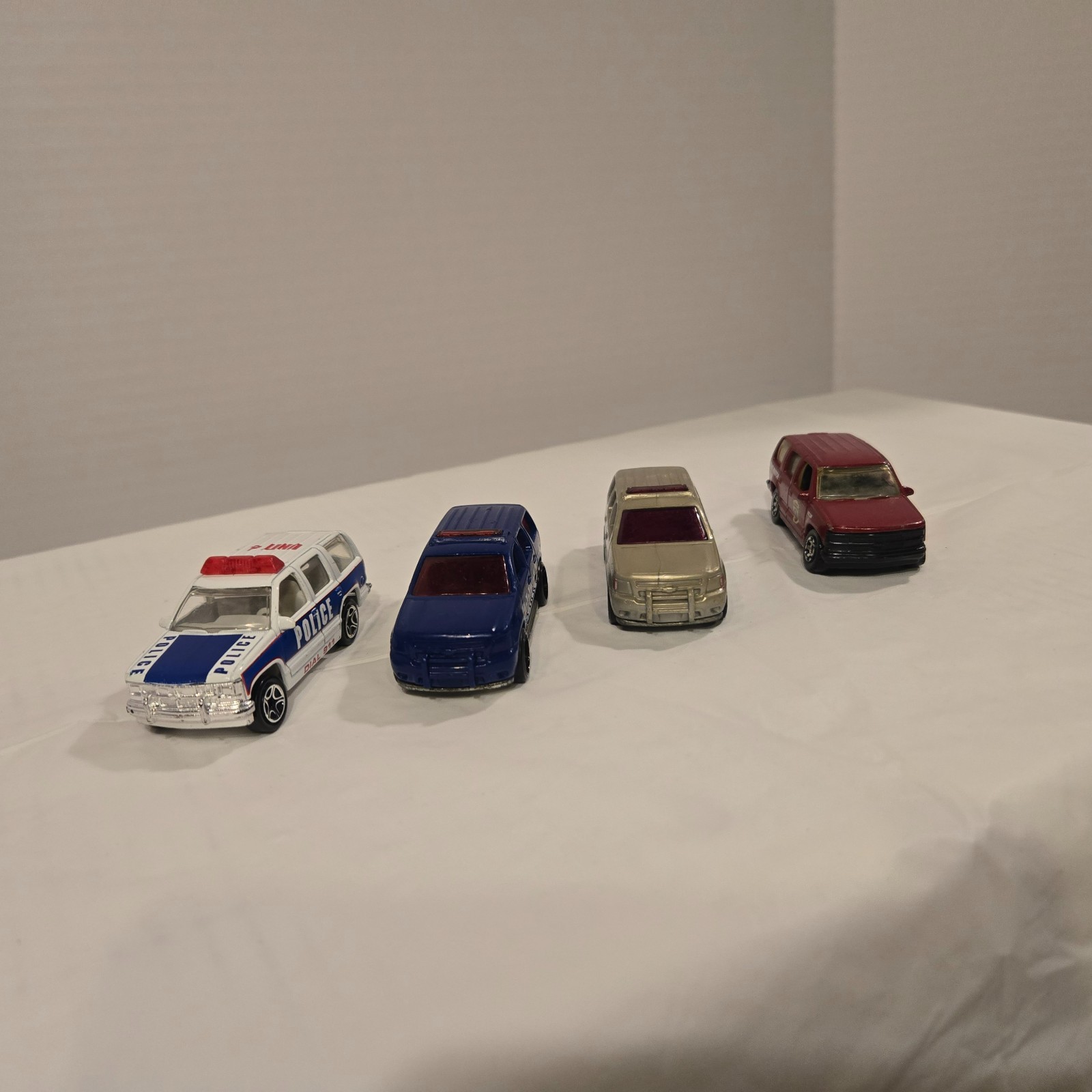 Matchbox SUV Chevy Tahoe Police &Fire Rescue Units Lot of 4 Clean Set