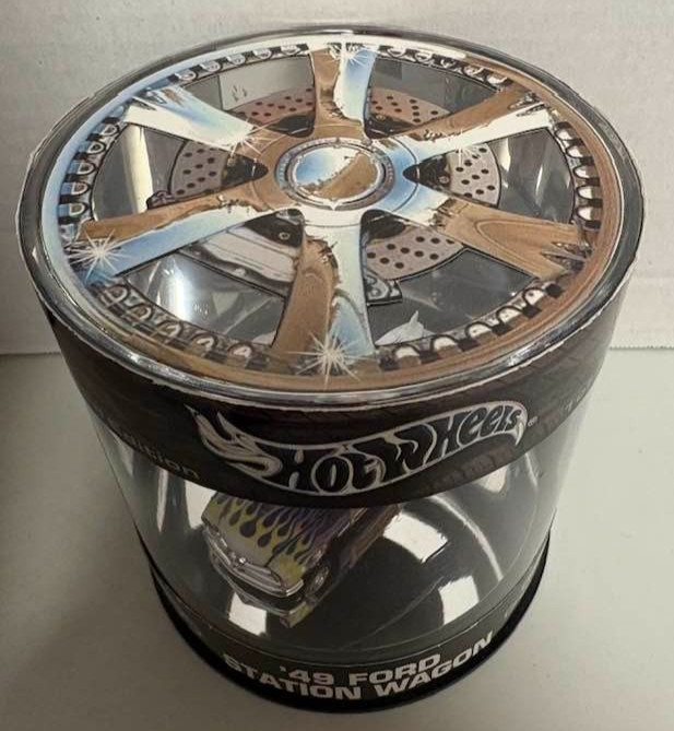 2003 Hot Wheels 1949 Ford Wagon Showcase Designer’s Choice Oil Can 1/15000
