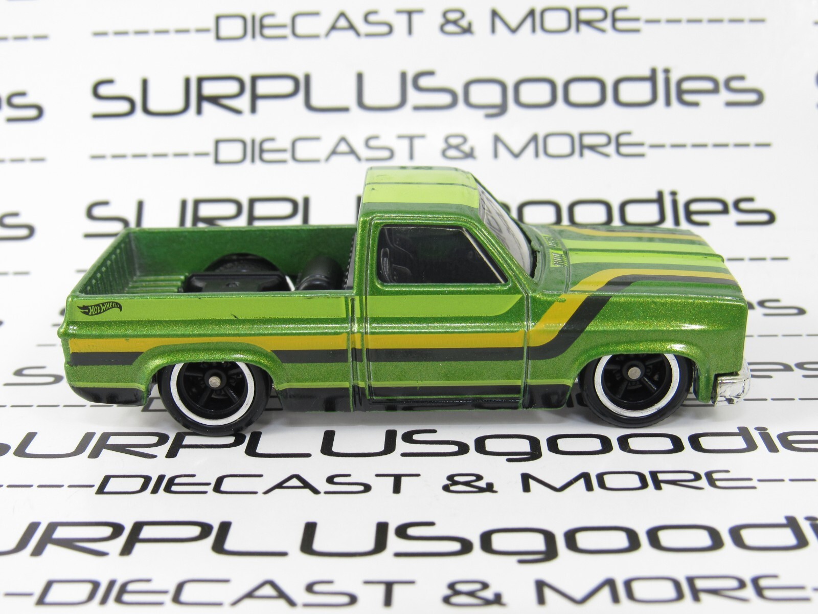 Hot Wheels LOOSE 1983 ’83 CHEVROLET SILVERADO Custom Wheel Swap w/Real Riders V4