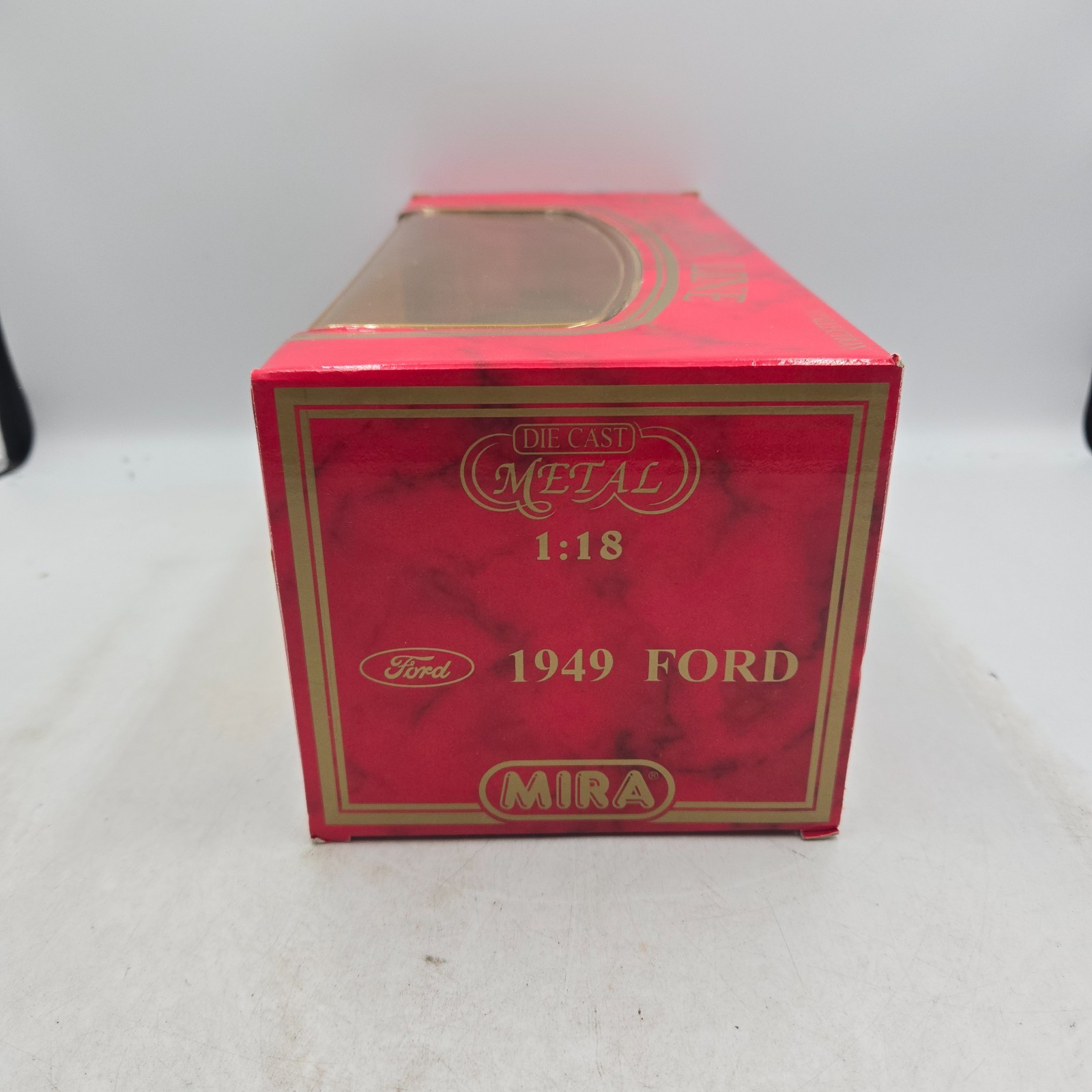 Mira Golden Line 1/18 Scale Diecast 1949 Ford Coupe