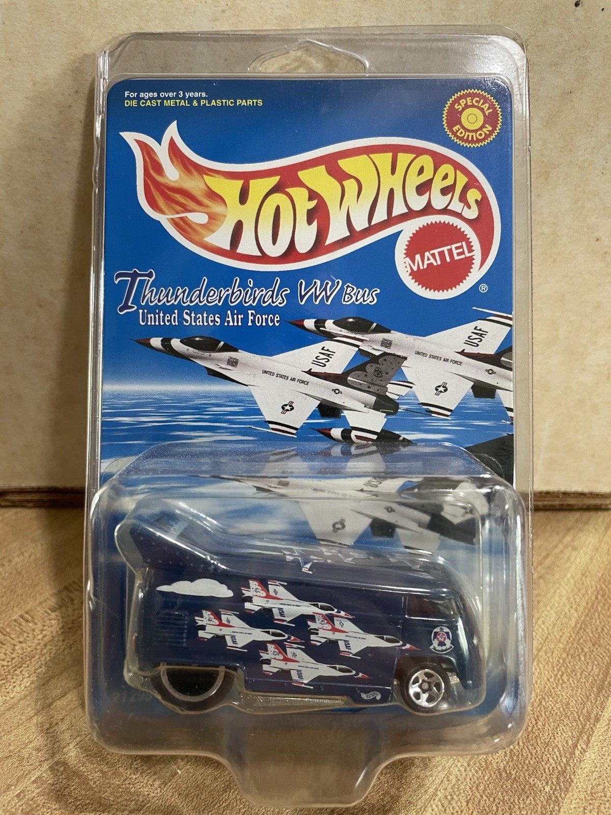 Hot Wheels United States Air Force Thunderbirds VW Bus Limited Edition MIP