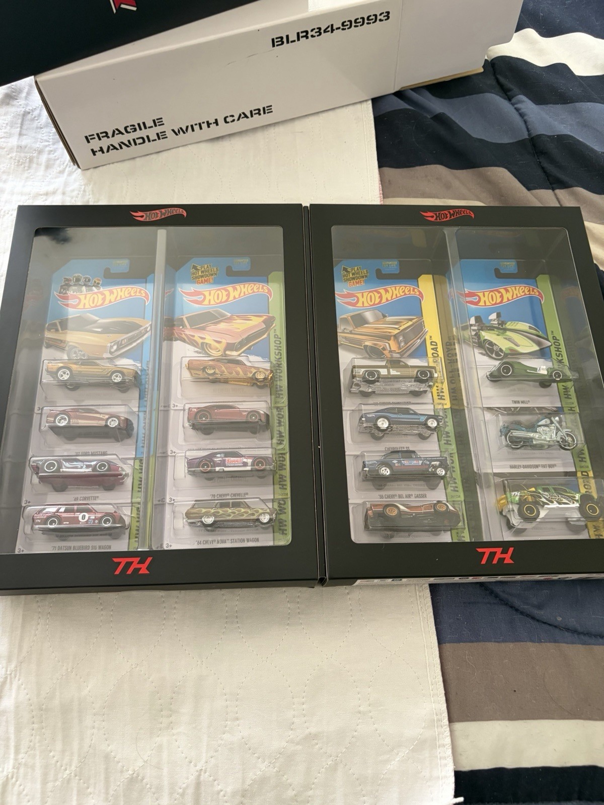 2014 Hot Wheels Treasure Hunt Set # 907 / 1000