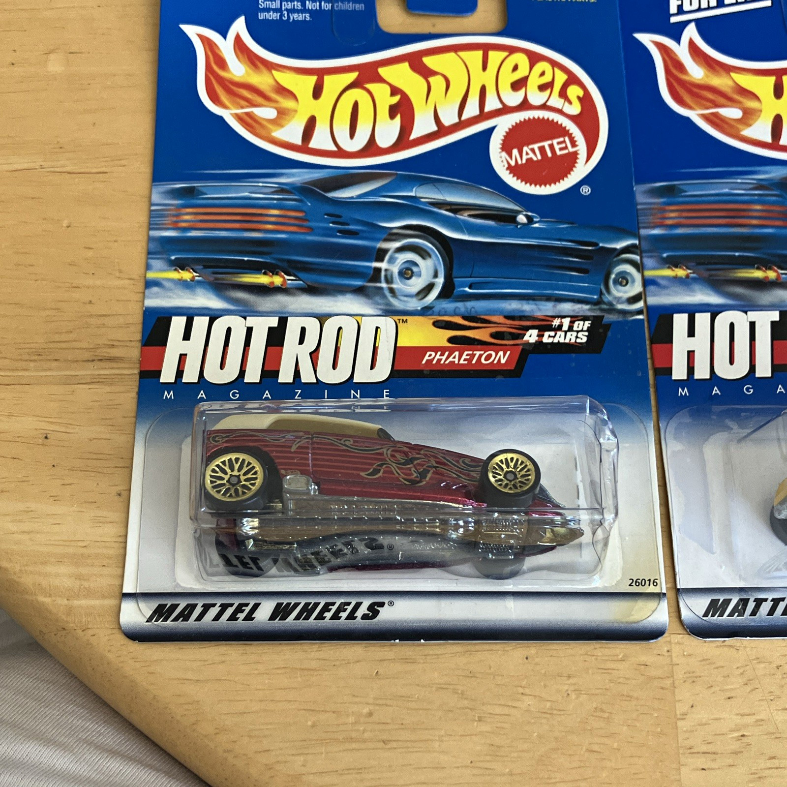 Hot Wheels Hot Rod Magazine Phaeton Ford 1933 1:64 Diecast Multicolor Unopened#4