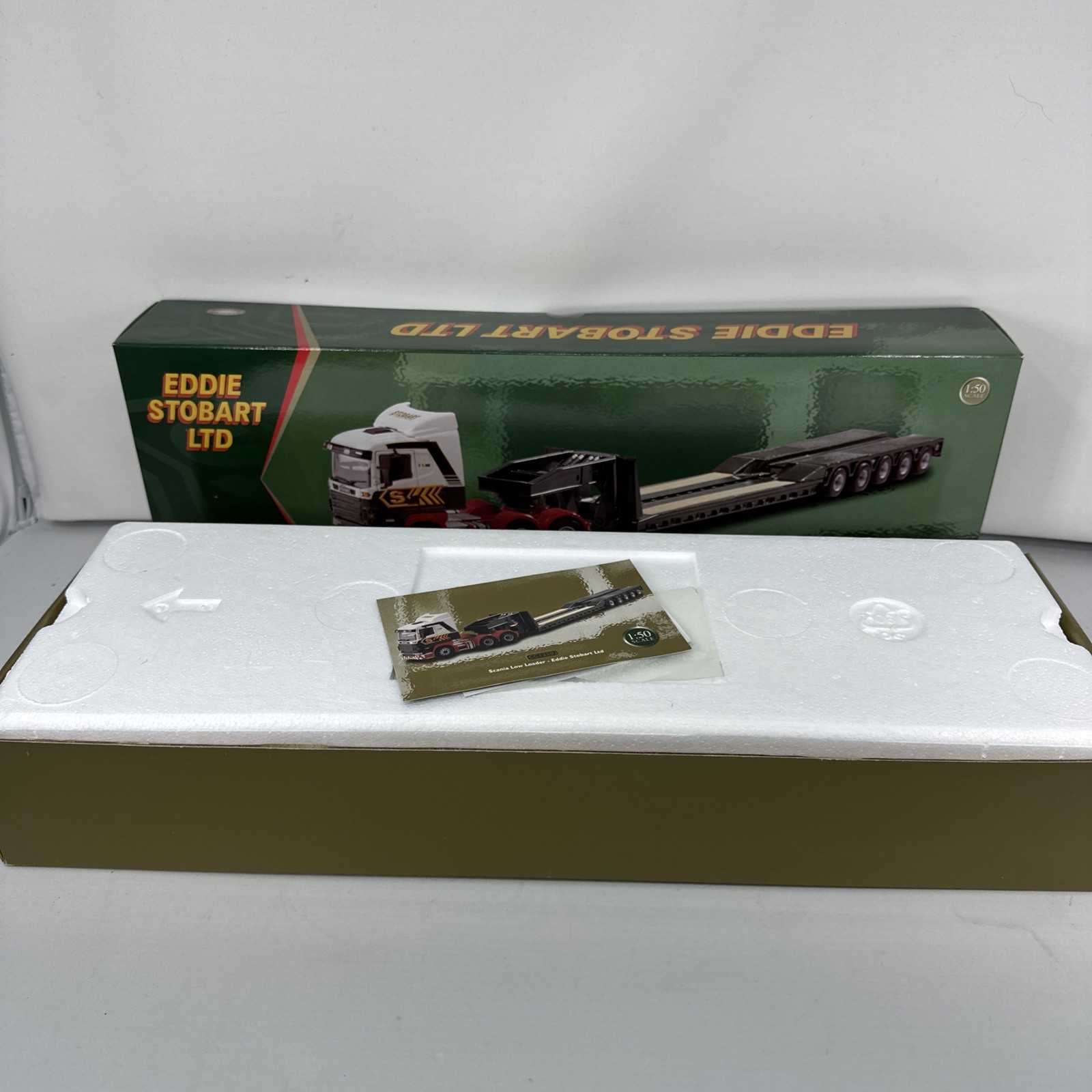 CORGI CLASSICS EDDIE STOBART SCANIA 4 SERIES LOW LOADER TRUCK MODEL CC12203 1:50