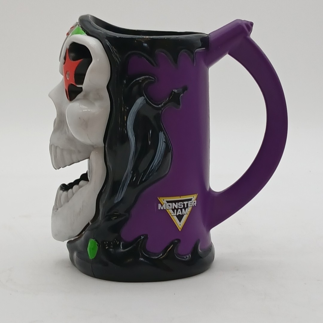 MONSTER JAM GRAVEDIGGER CUP 6in. Lights up Red & Green New Batt.