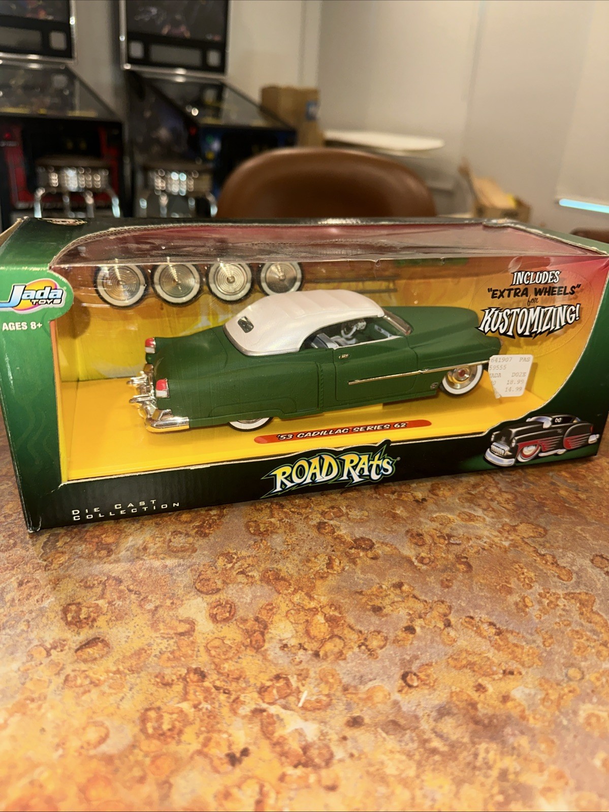 2003 Jada Road Rats 1953 Cadillac Series 62 1:24 Die Cast w/Extra Wheels NOS