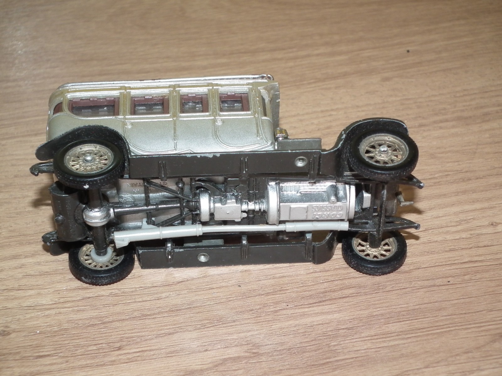 CORGI CLASSICS ROLLS ROYCE 1912 SILVER GHOST 9041 UNBOXED 1:43 SCALE