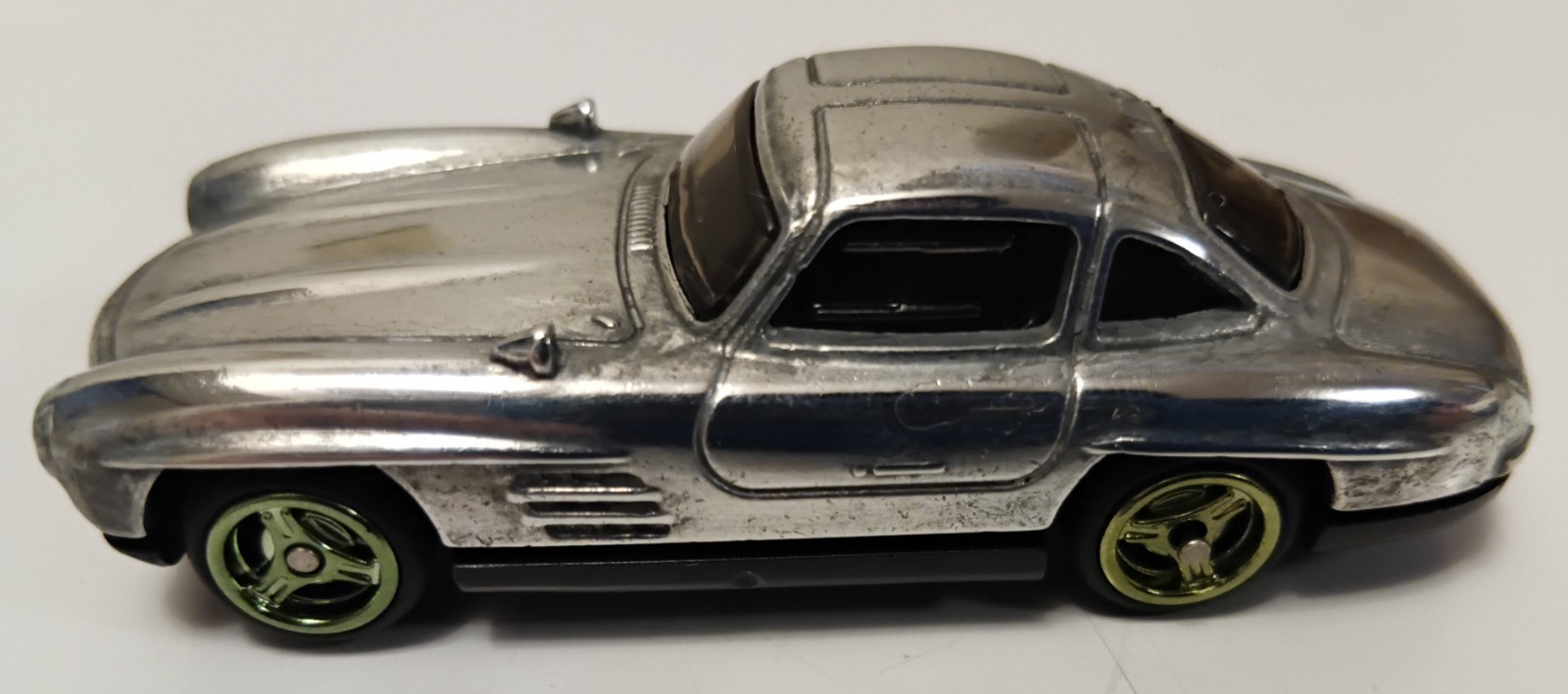 Hot Wheels: Mercedes-Benz 300 SL (Gone in Sixty Seconds Series 2-Ultear)