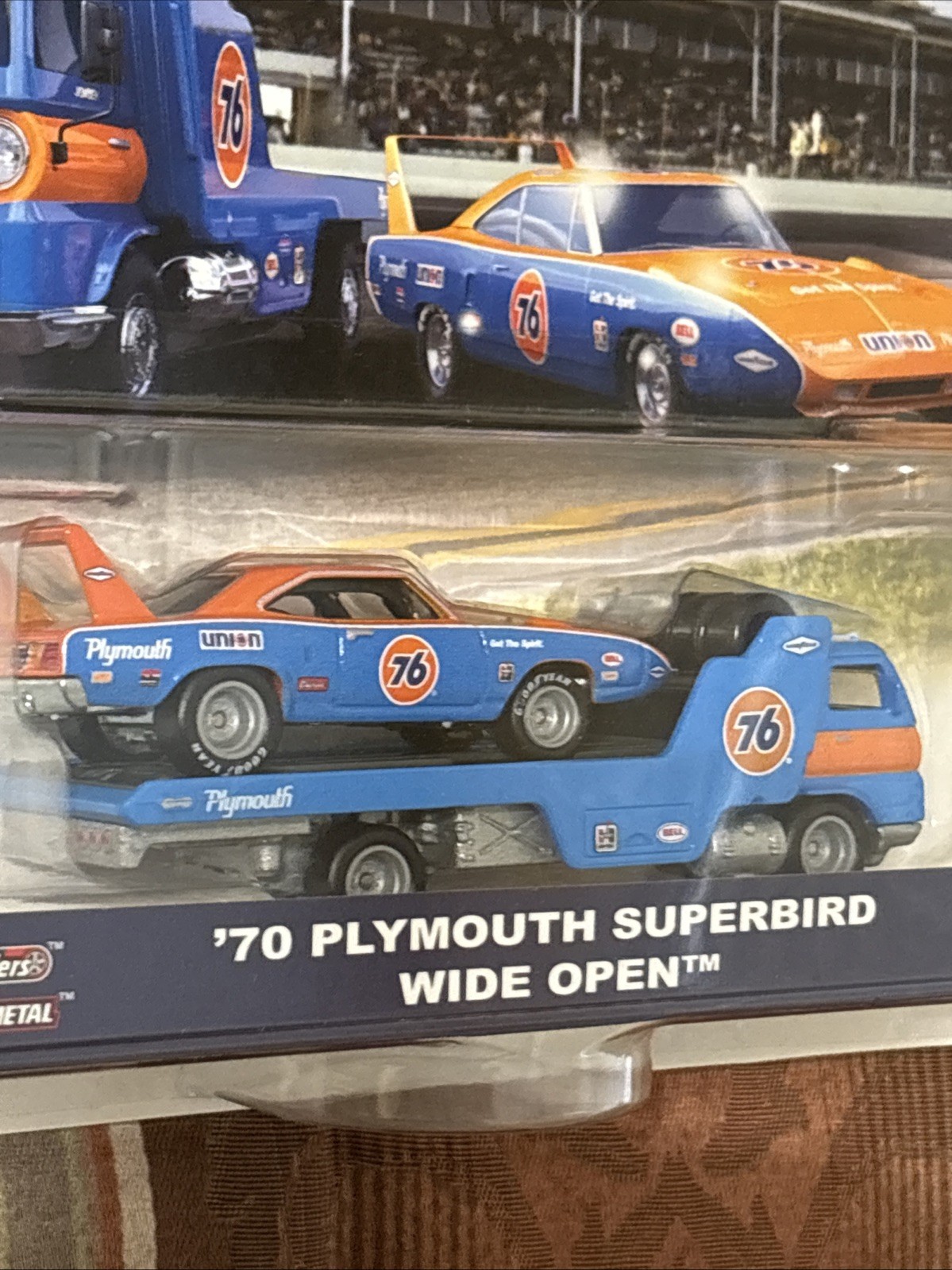 Hot Wheels Team Transport Premium 1:64 ’70 Plymouth Superbird Wide Open #18