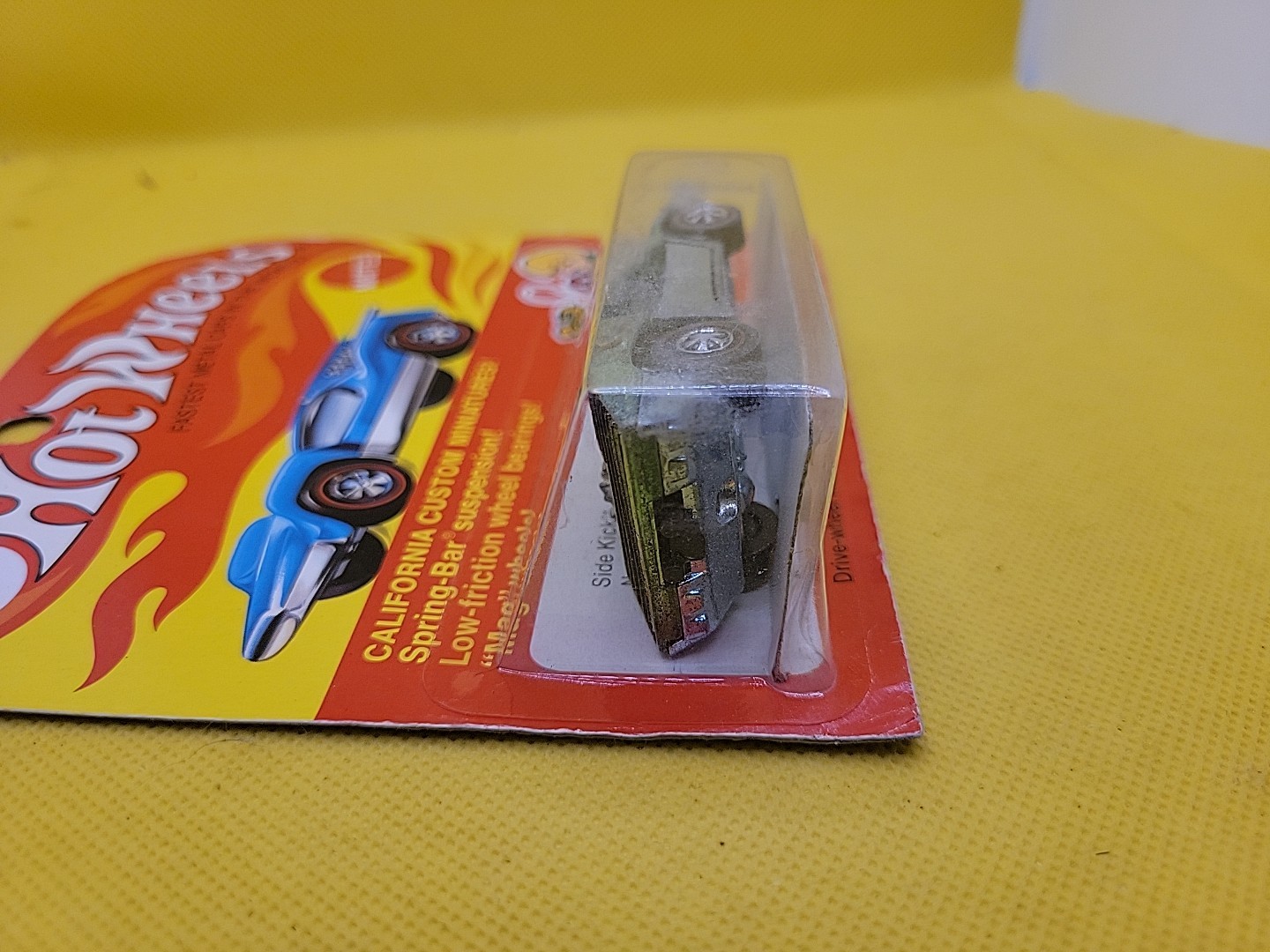 Hot Wheels Red Lines Light Green Side Kick on Card With Protector