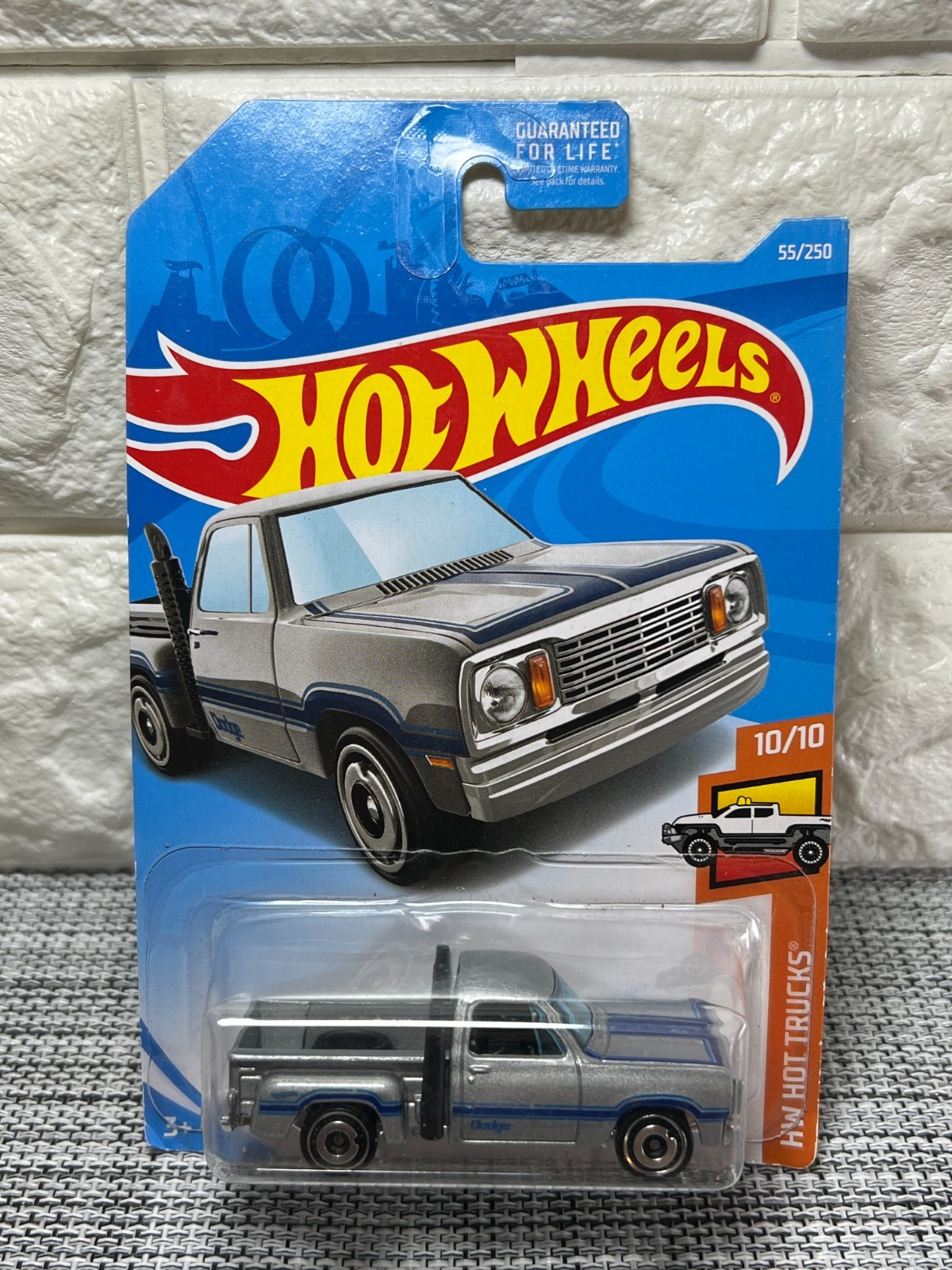 Hot Wheels HW Hot Trucks 1978 Dodge Li’l Red Express Truck 55/250 Silver