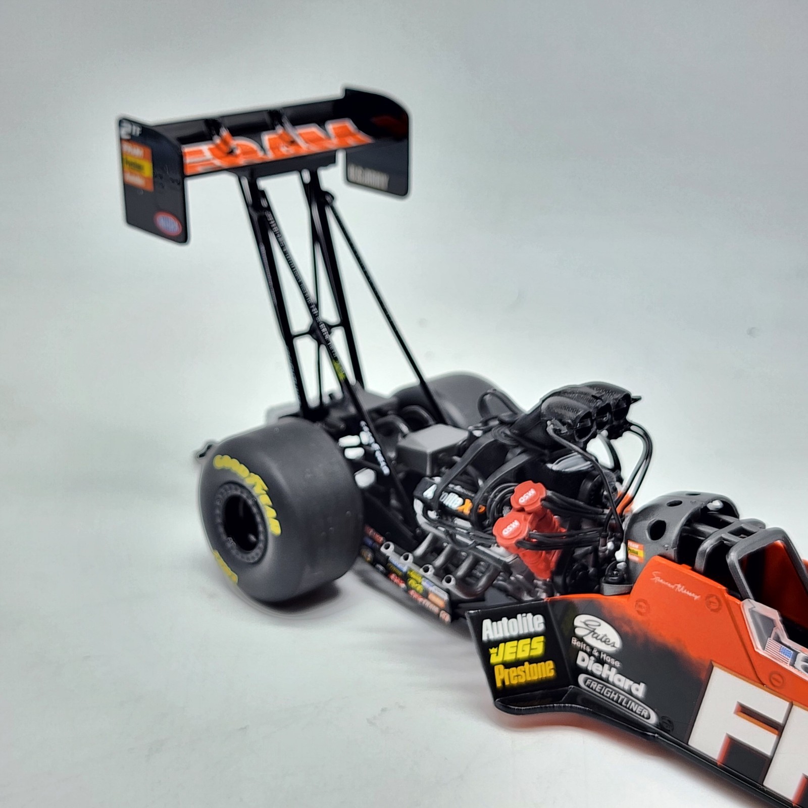 22D Auto World 1:24 NHRA Top Fuel Dragster FRAM Spencer Massey 2012 Diecast