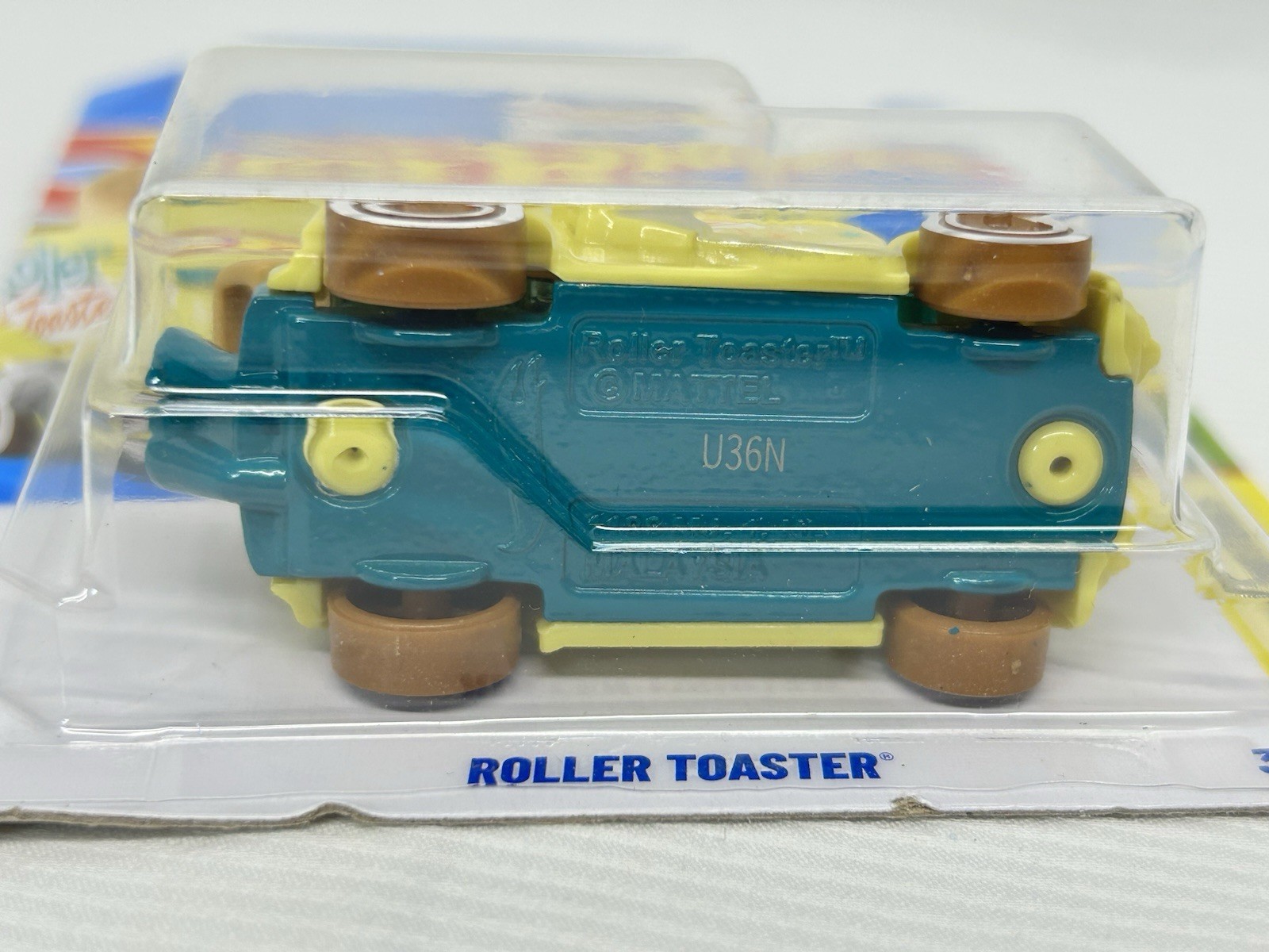 Hot Wheels Roller Toaster #39 Experimotors 3/5 Yellow New 2026