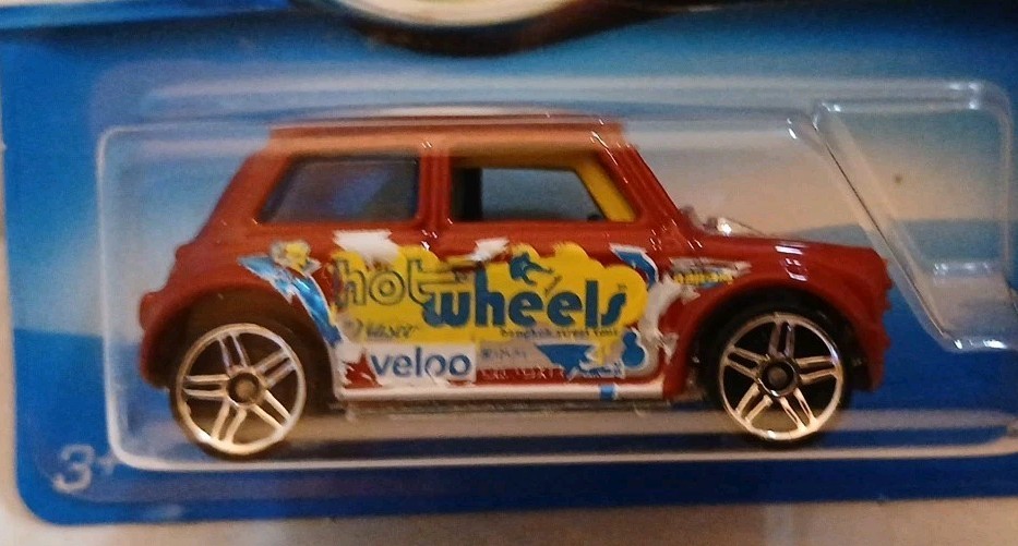 2006 Hot Wheels MORRIS COOPER #165 J8017-0916